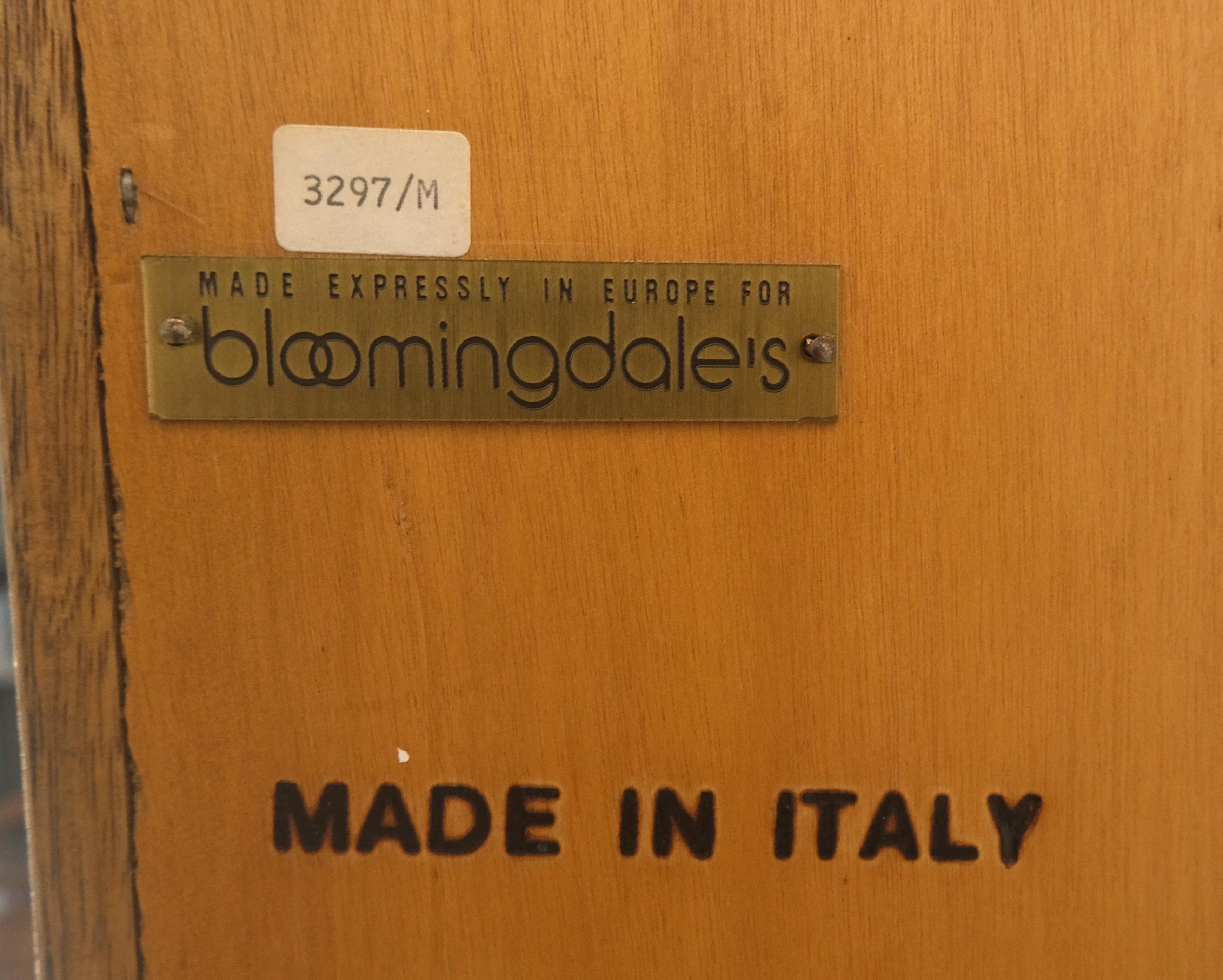 MINT Bloomingdale's Made in Italy Armadio a 2 ante a cupola in castagno ripiani regolabili
