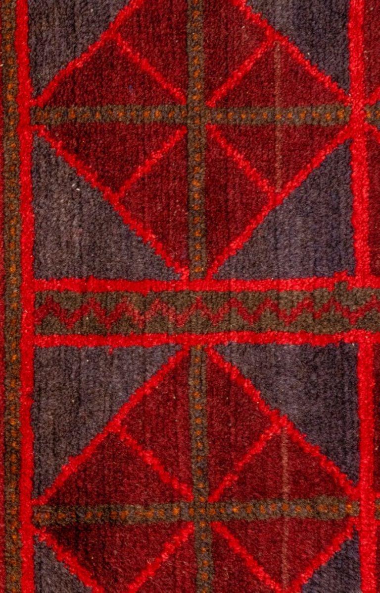 20th Century Bloomingdales Pakistani Wool Rug 4.6' x 2.5' For Sale