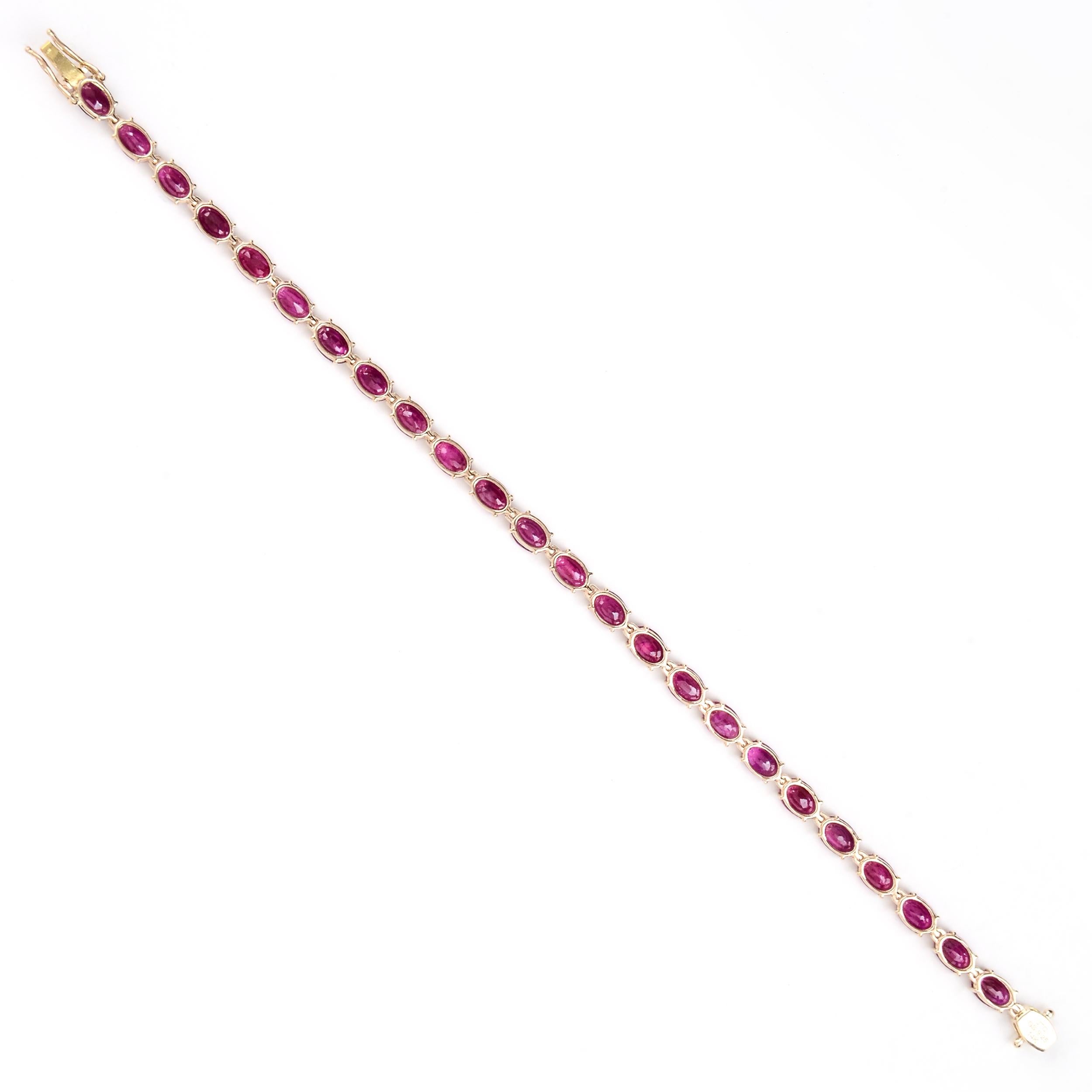 Women's 14K 8.40ctw Ruby Link Bracelet - Exquisite Gemstone Elegance, Timeless Luxury For Sale