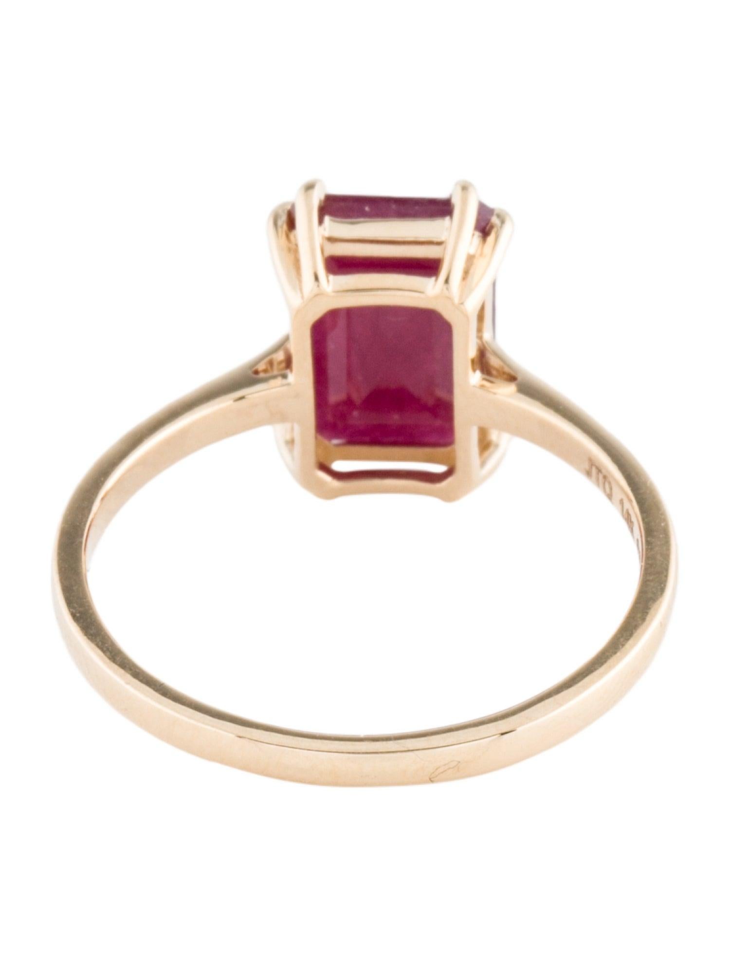 Brilliant Cut Captivating 14K Gold 2.02ct Ruby Cocktail Ring - Size 7 - Fine Gemstone Jewelry For Sale