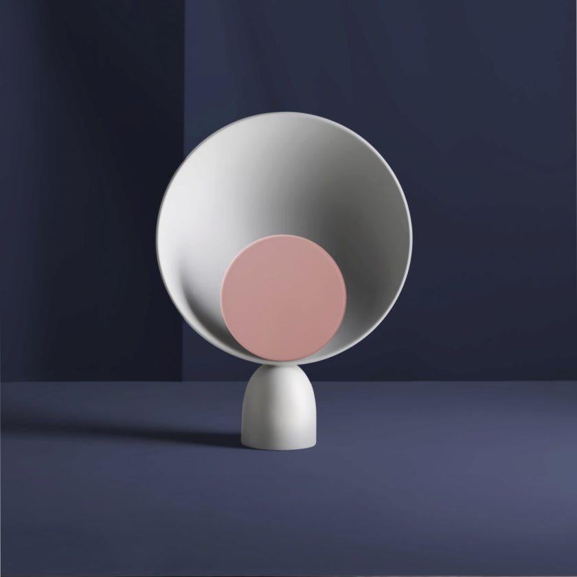 Danois Lampe de bureau Blooper LED en gris frêne avec disque à gradation rouge indien par Mette Schelde en vente