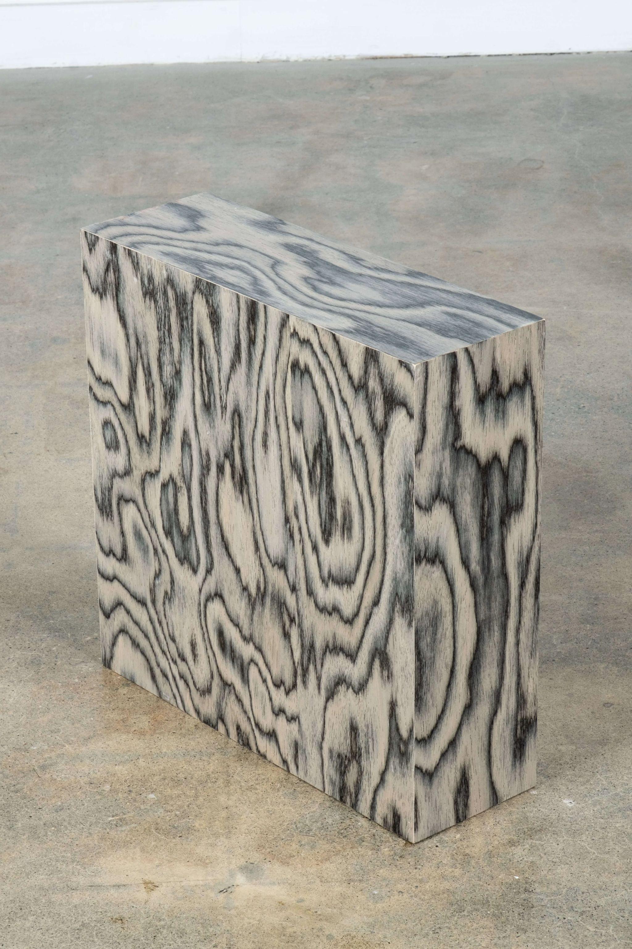 BLOQUE 5, Pedestal with Ettore Sottsass Veneer by Bonne Choice For Sale 8