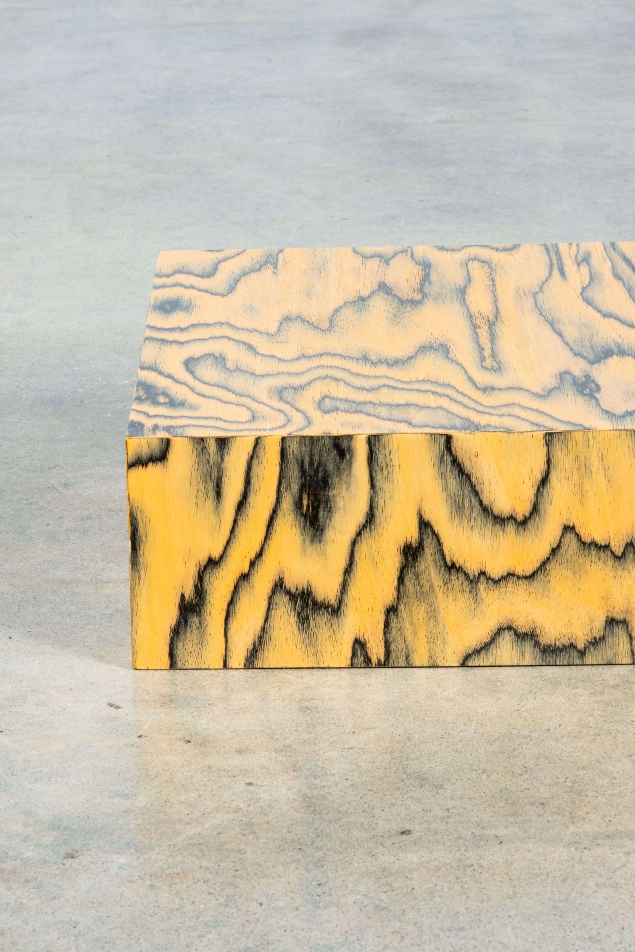 Wood BLOQUE 5, Pedestal with Ettore Sottsass Veneer by Bonne Choice For Sale
