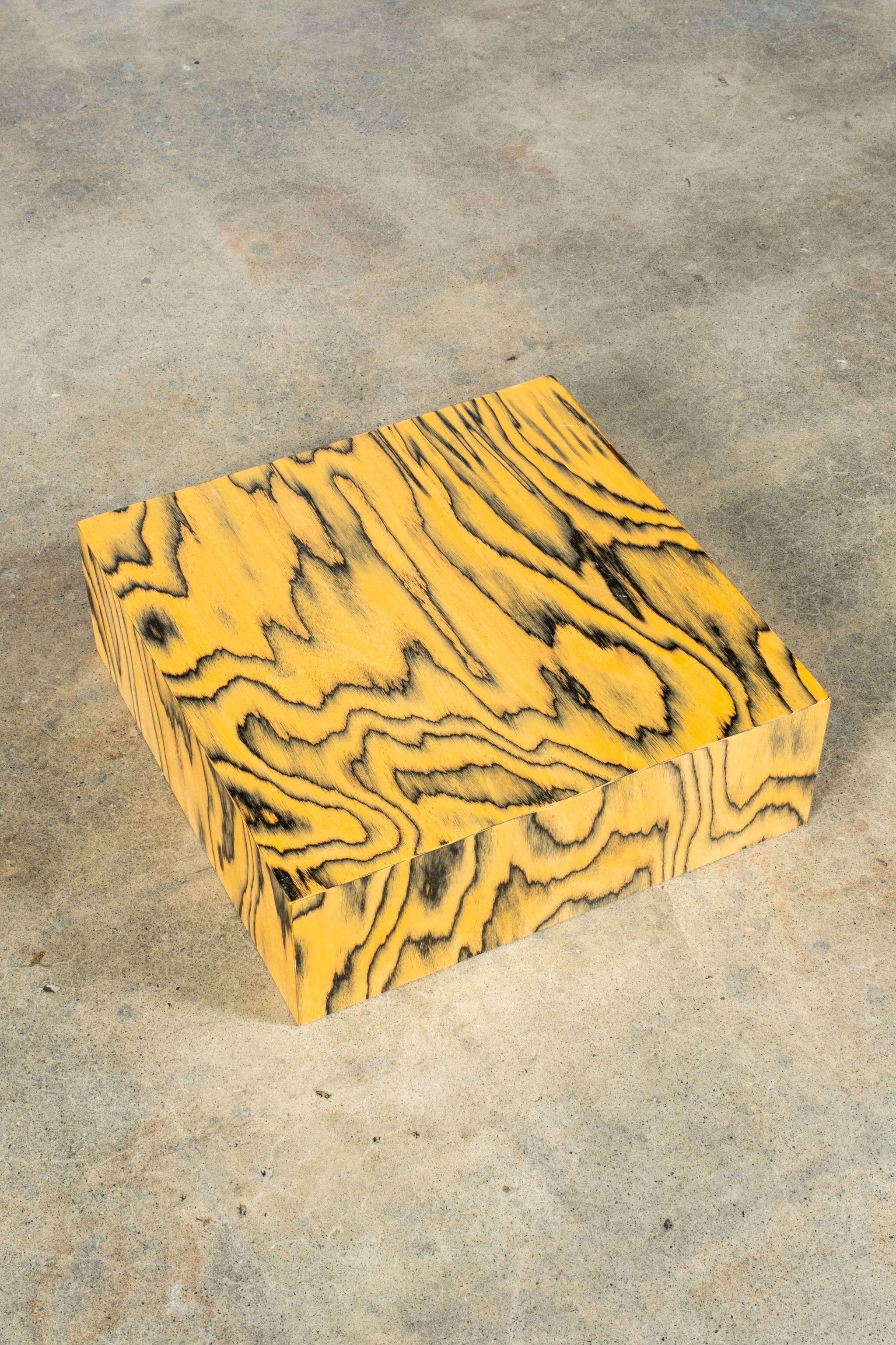 BLOQUE 5, Pedestal with Ettore Sottsass Veneer by Bonne Choice For Sale 1