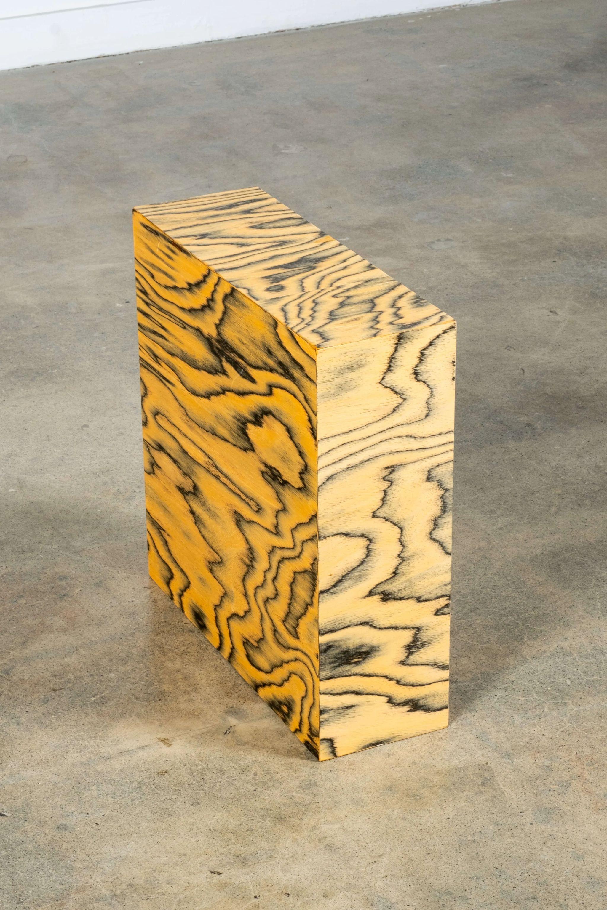 BLOQUE 5, Pedestal with Ettore Sottsass Veneer by Bonne Choice For Sale 2