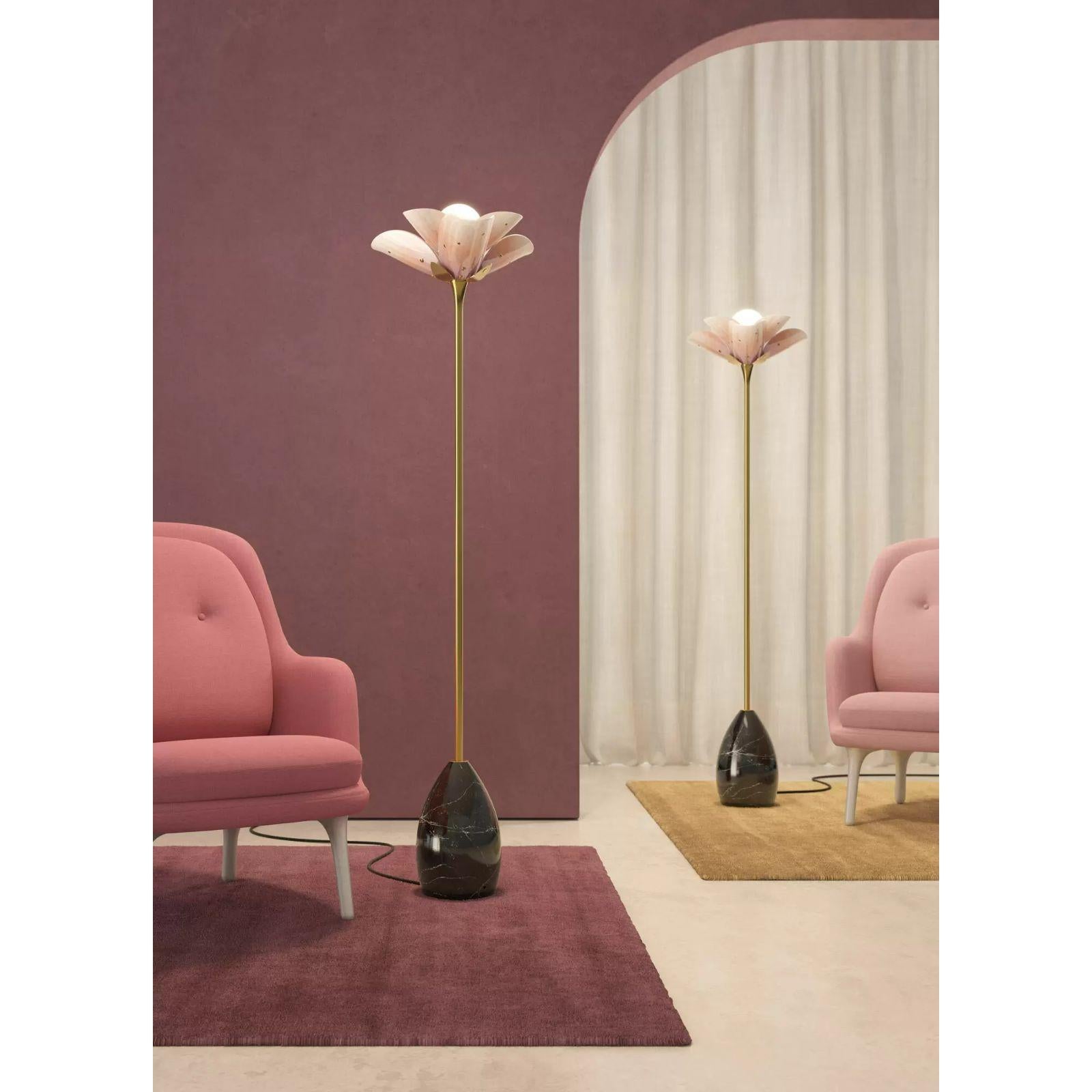 Blossom Pink and Golden Luster Floor Lamp (US)

Details: 
Insurance included: No
Height (in): 66.929
Width (in): 18.504
Length (in): 18.504
Finished: Gloss and gold lustre
Wireless: No
Porcelain Type: Gloss and gold lustre
Sculptor: Dept. Design and