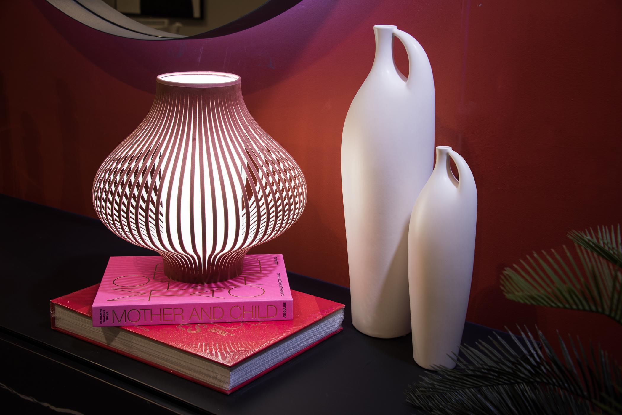 Metal Blossom Small Table Lamp For Sale