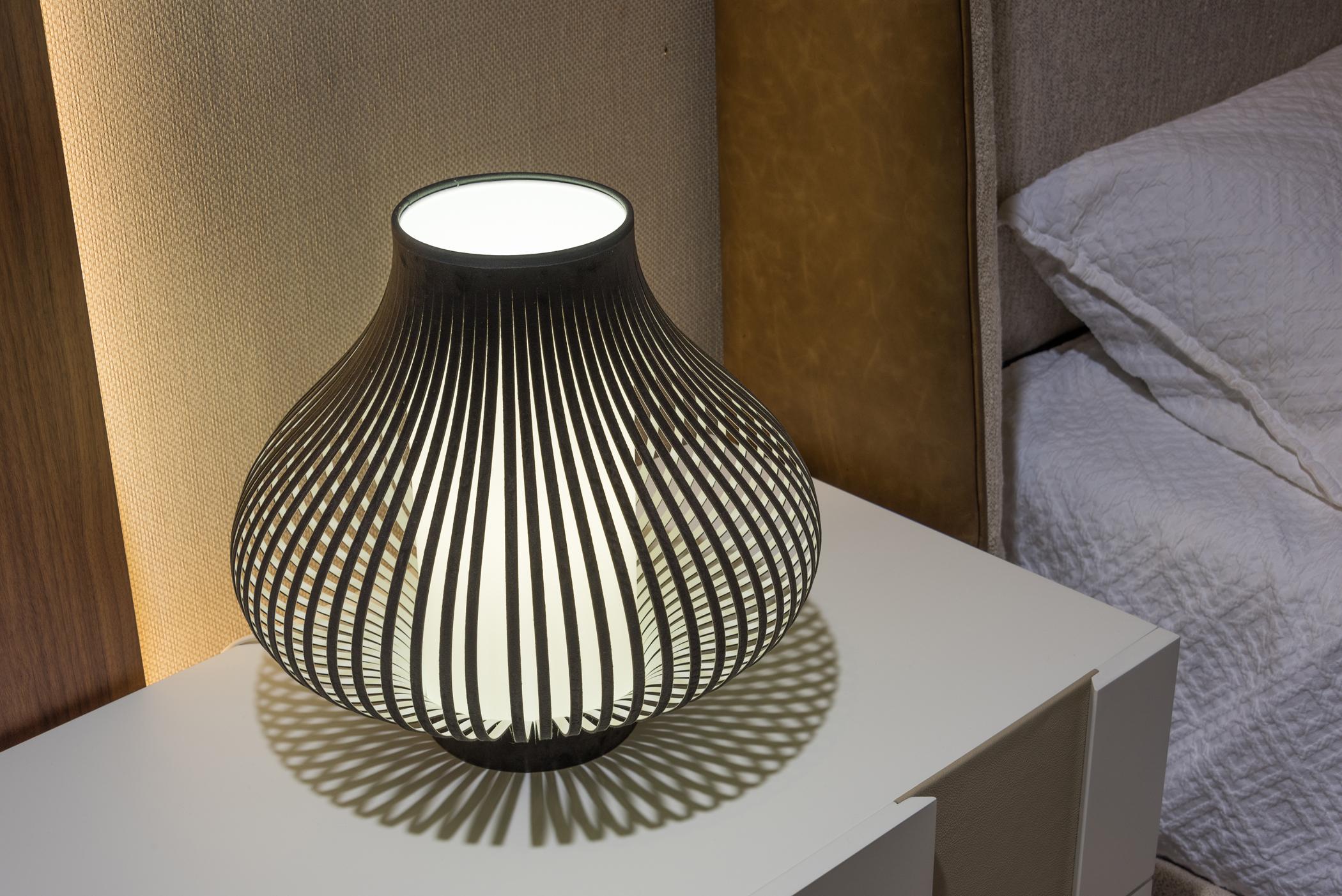 Blossom Small Table Lamp For Sale 3