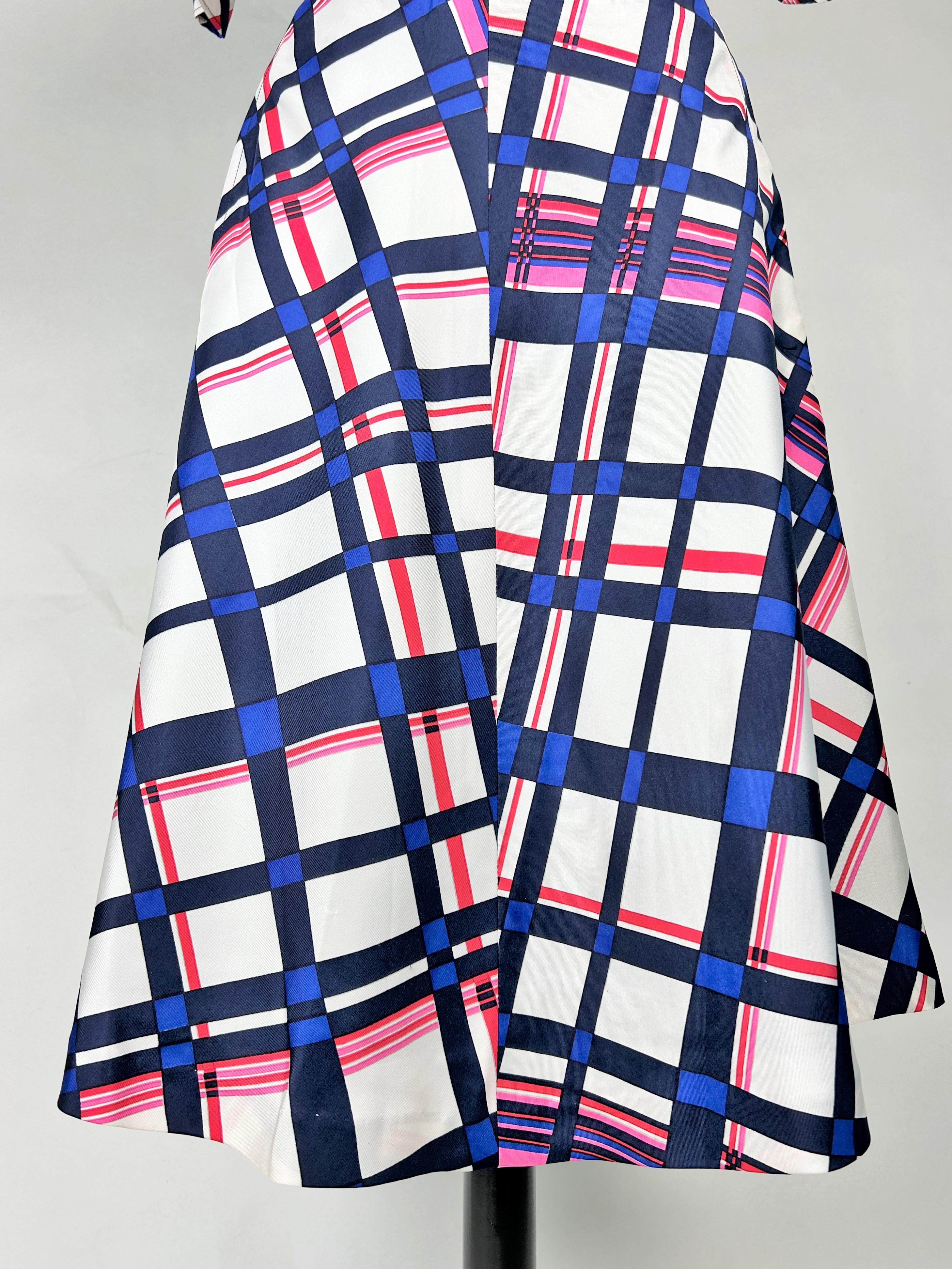 Camicetta e gonna in Twill di seta di Pierre Cardin, circa 1972. in vendita 1