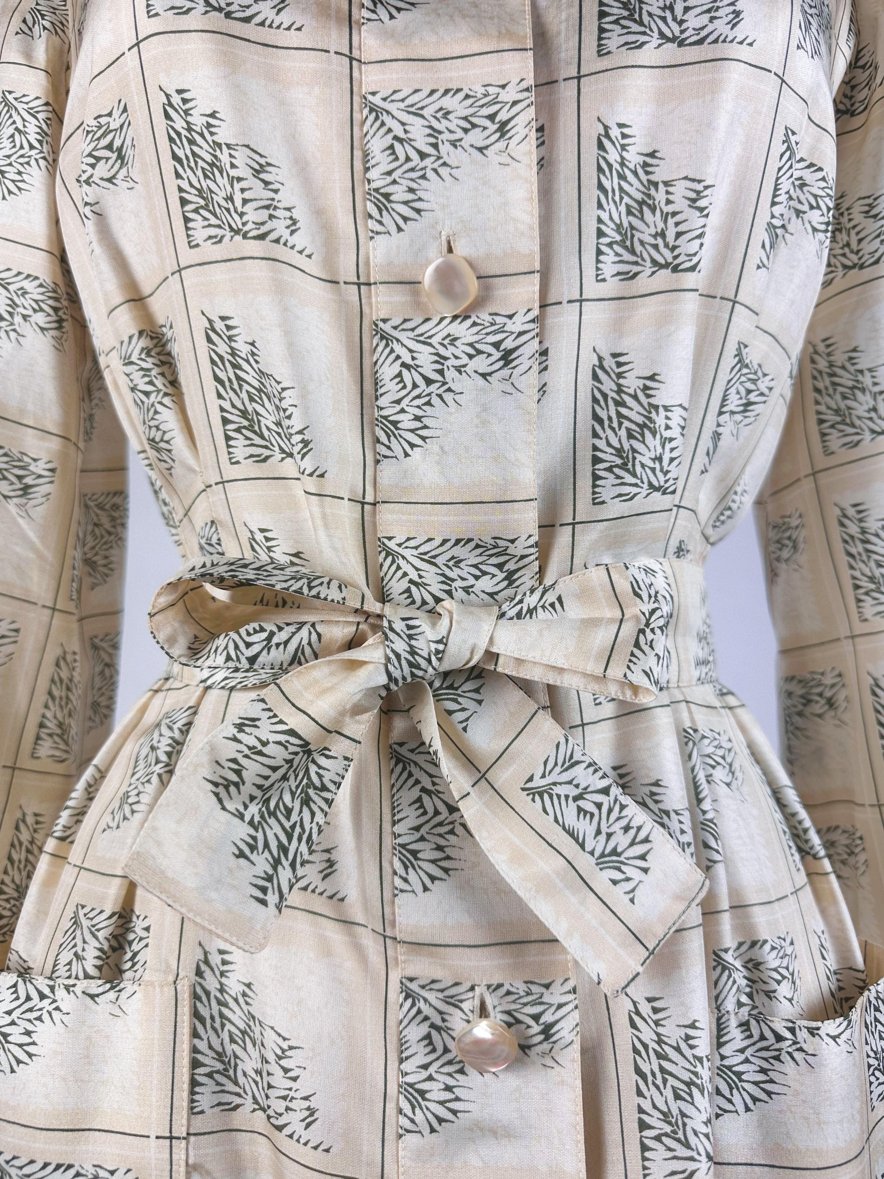 Blouse dress in printed taffeta by Gérard Pipart for Nina Ricci Circa 1985 1