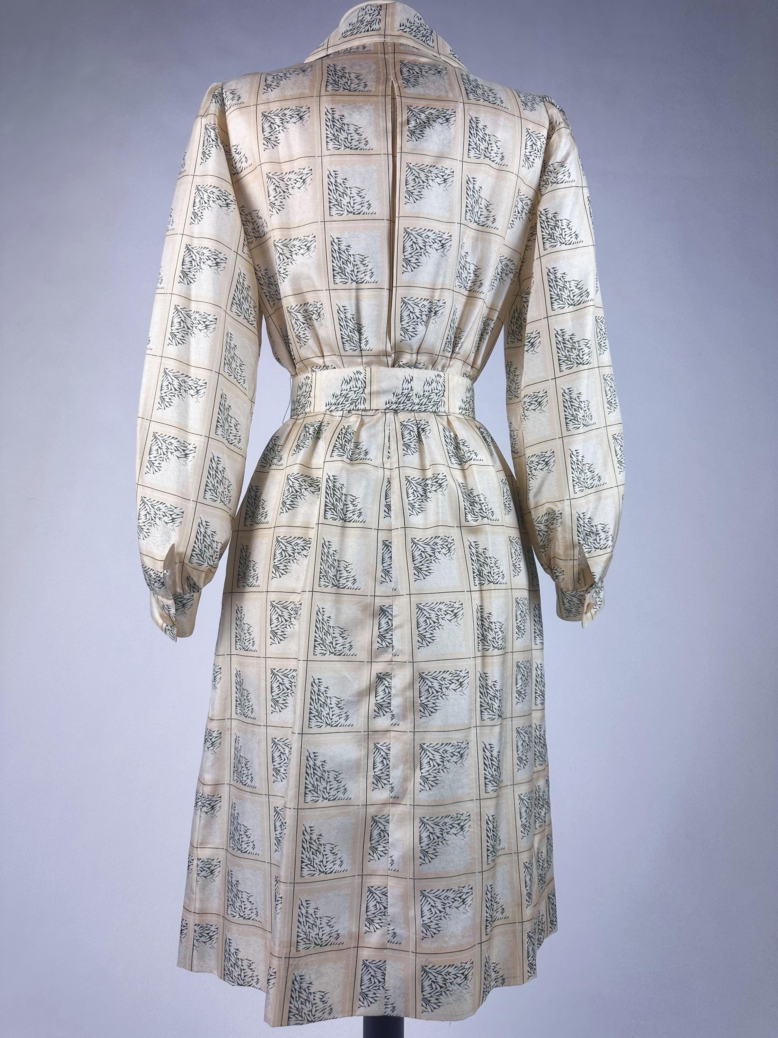 Blouse dress in printed taffeta by Gérard Pipart for Nina Ricci Circa 1985 4