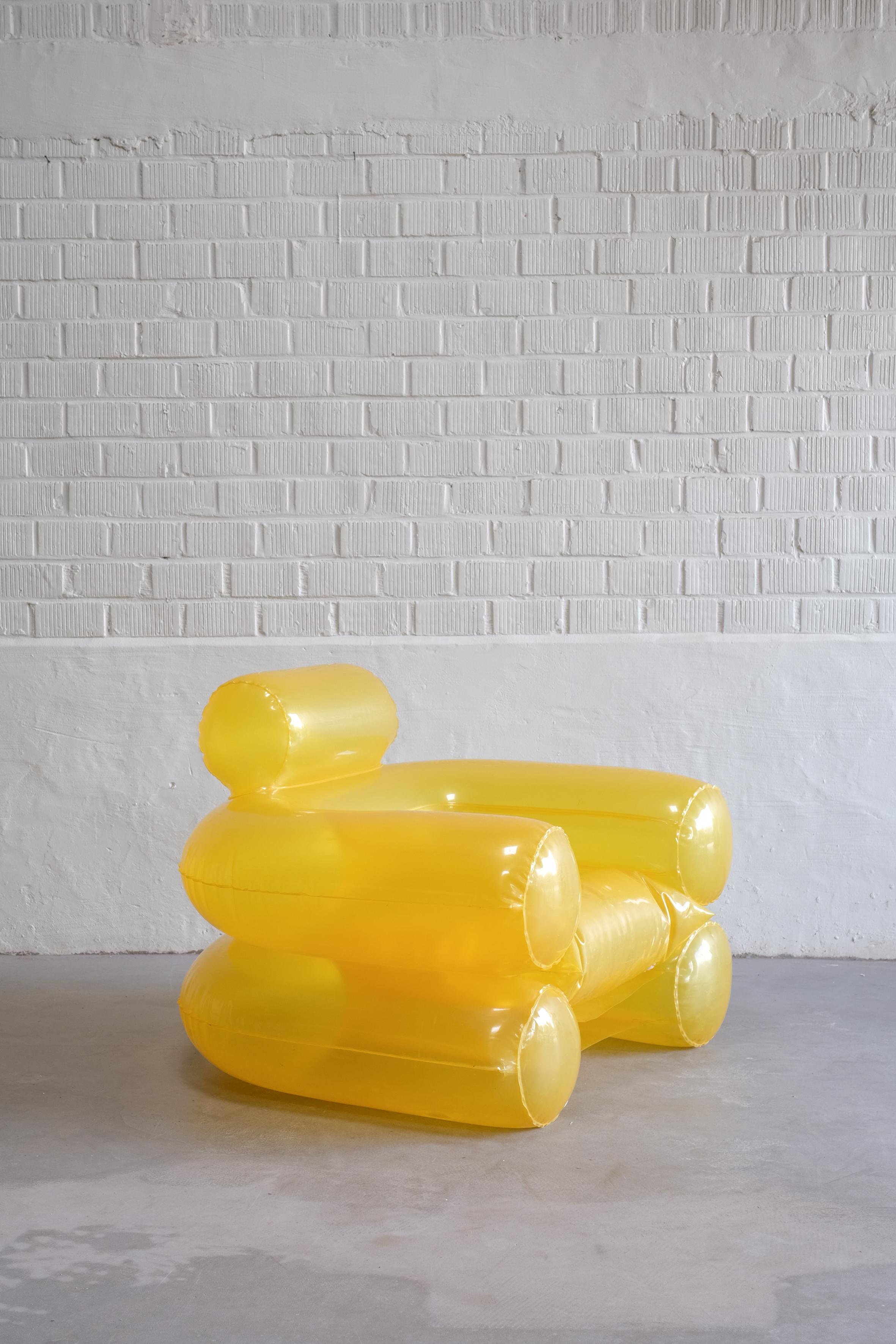 Vintage Blow inflatable lounge chair by Jonathan de Pas for Zanotta 1960s.