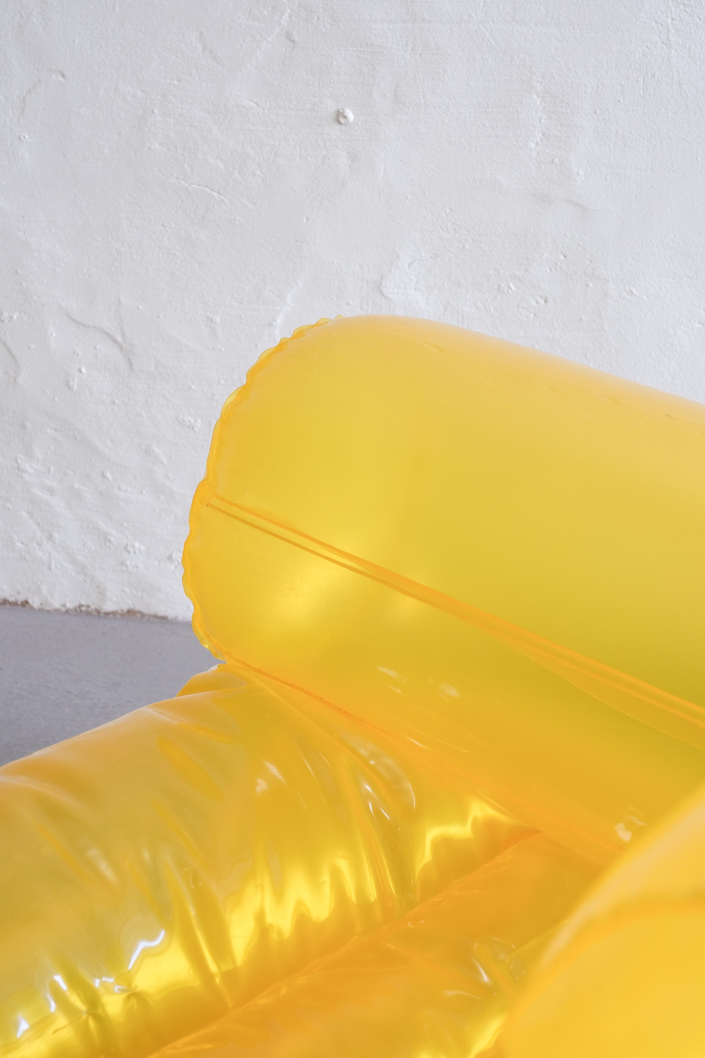 Mid-Century Modern Inflatable 'Blow Chair' by Jonathan de Pas 1960, outdoor or indoor  For Sale