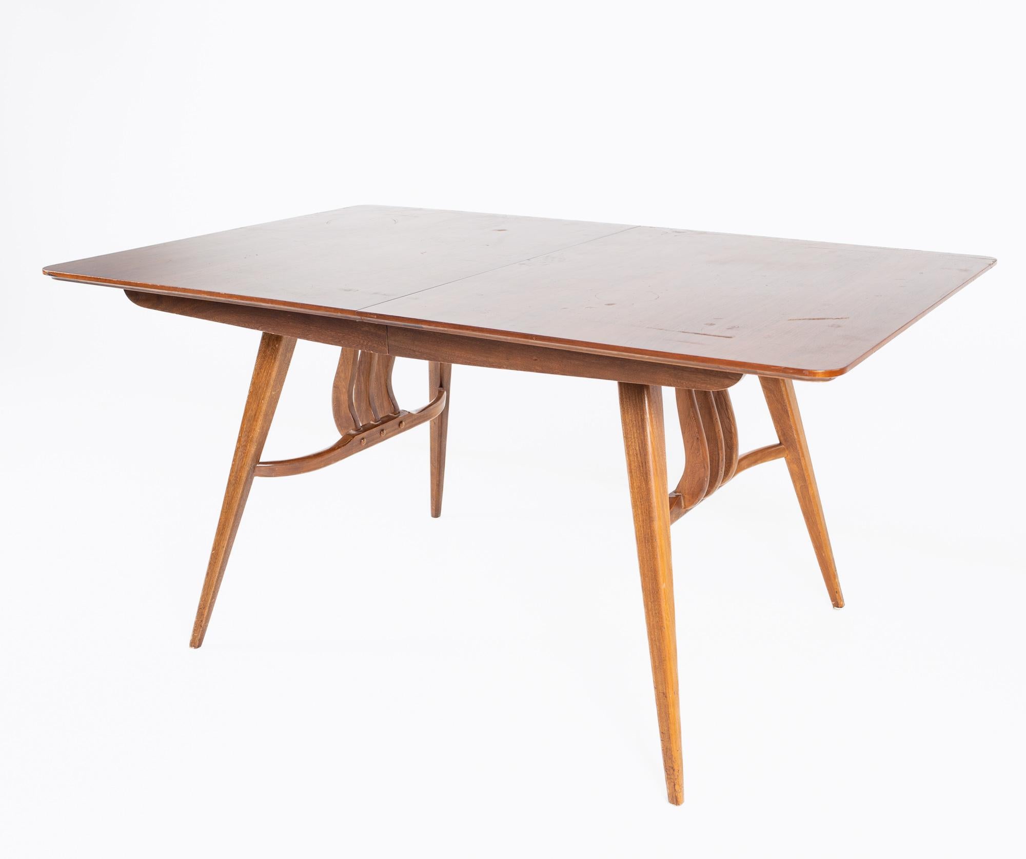 Mid-Century Modern Blowing Rock Mid-Century Walnut Dining Table For Sale