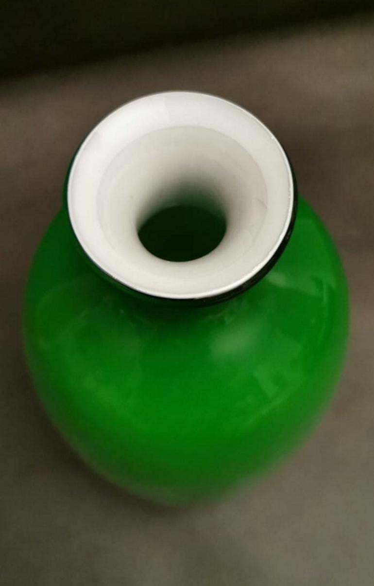 Murano Glass Italian Blown and Jacketed Vase, 1980s In Good Condition In Prato, Tuscany