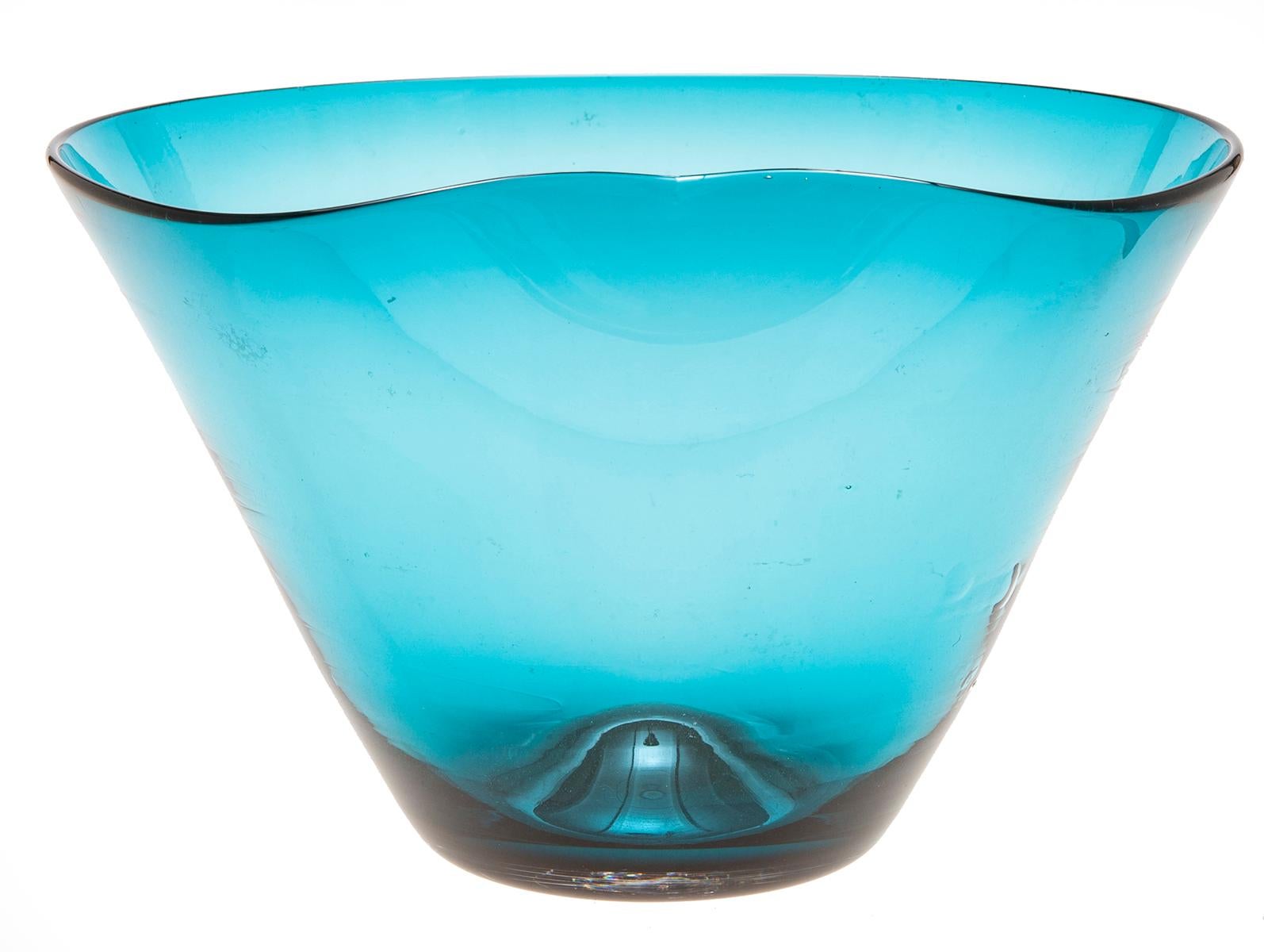 Blown Aqua Glass Bowl For Sale 4
