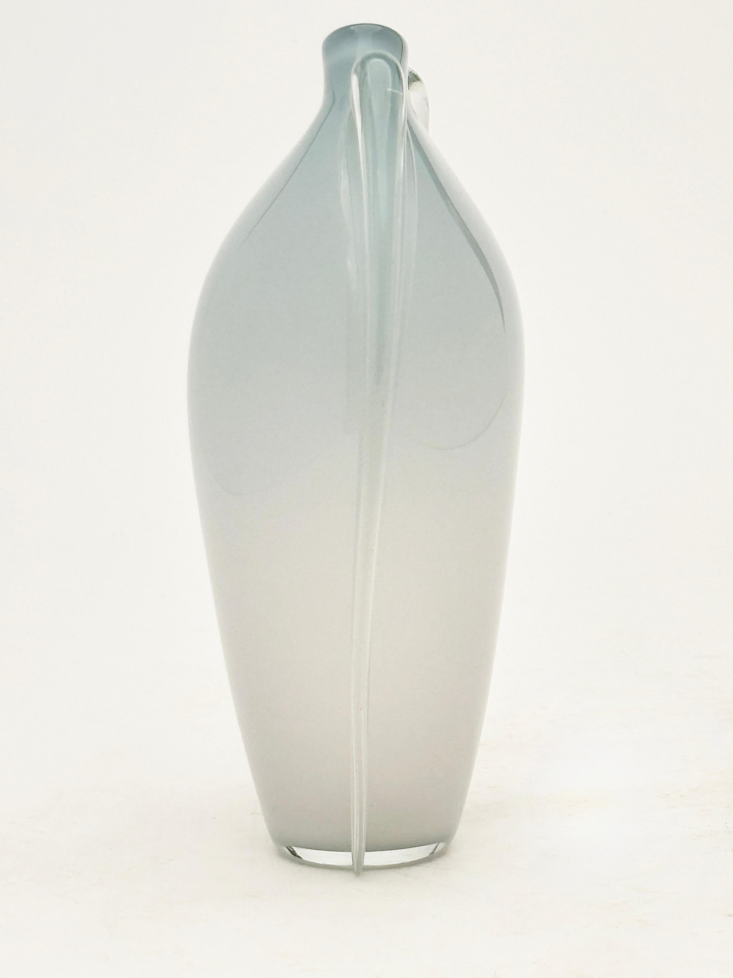 Américain Vase en verre d'art soufflé par Thomas Buechner pour Vitrix Hot Glass Studio en vente