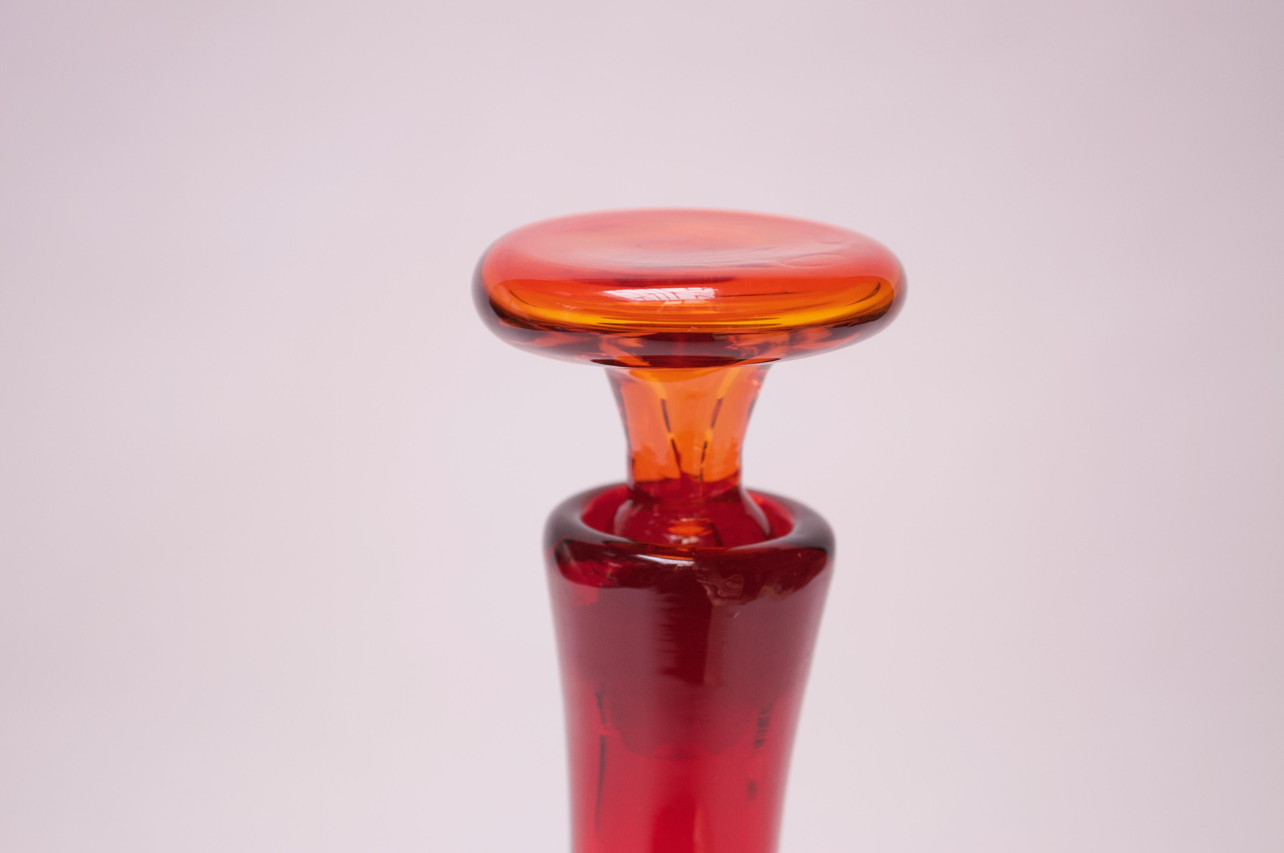 Mid-20th Century Blown Glass Amberina Decanter with Stopper by Wayne Husted for Blenko