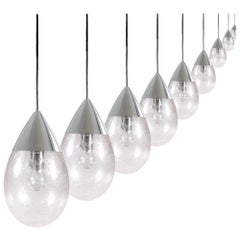 Lampe à suspension Limburg en verre soufflé et chrome Drop, Allemagne, 1970