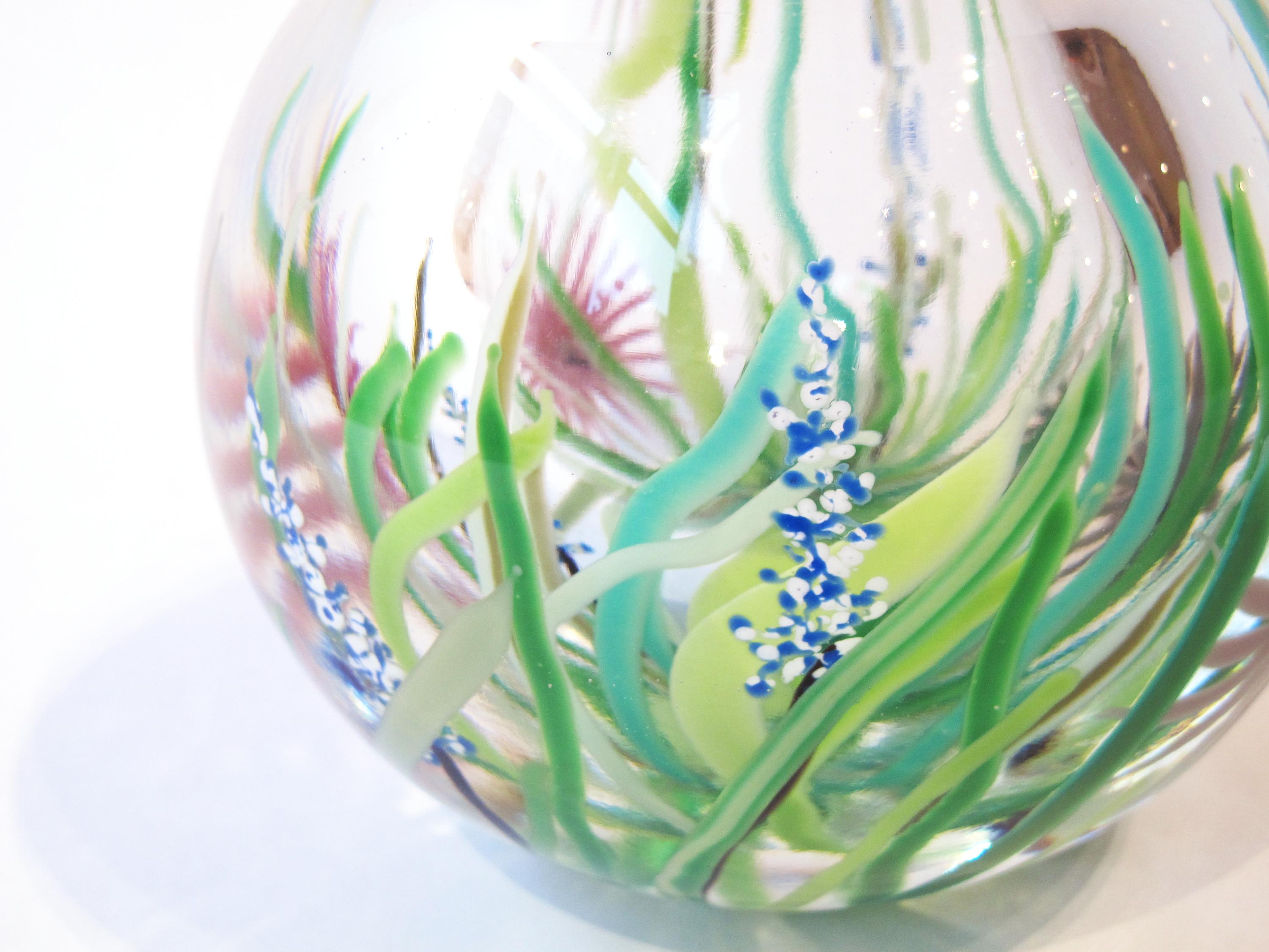 Blown Glass Paperweight Vase by David R. Huchthausen, 1980 For Sale 2