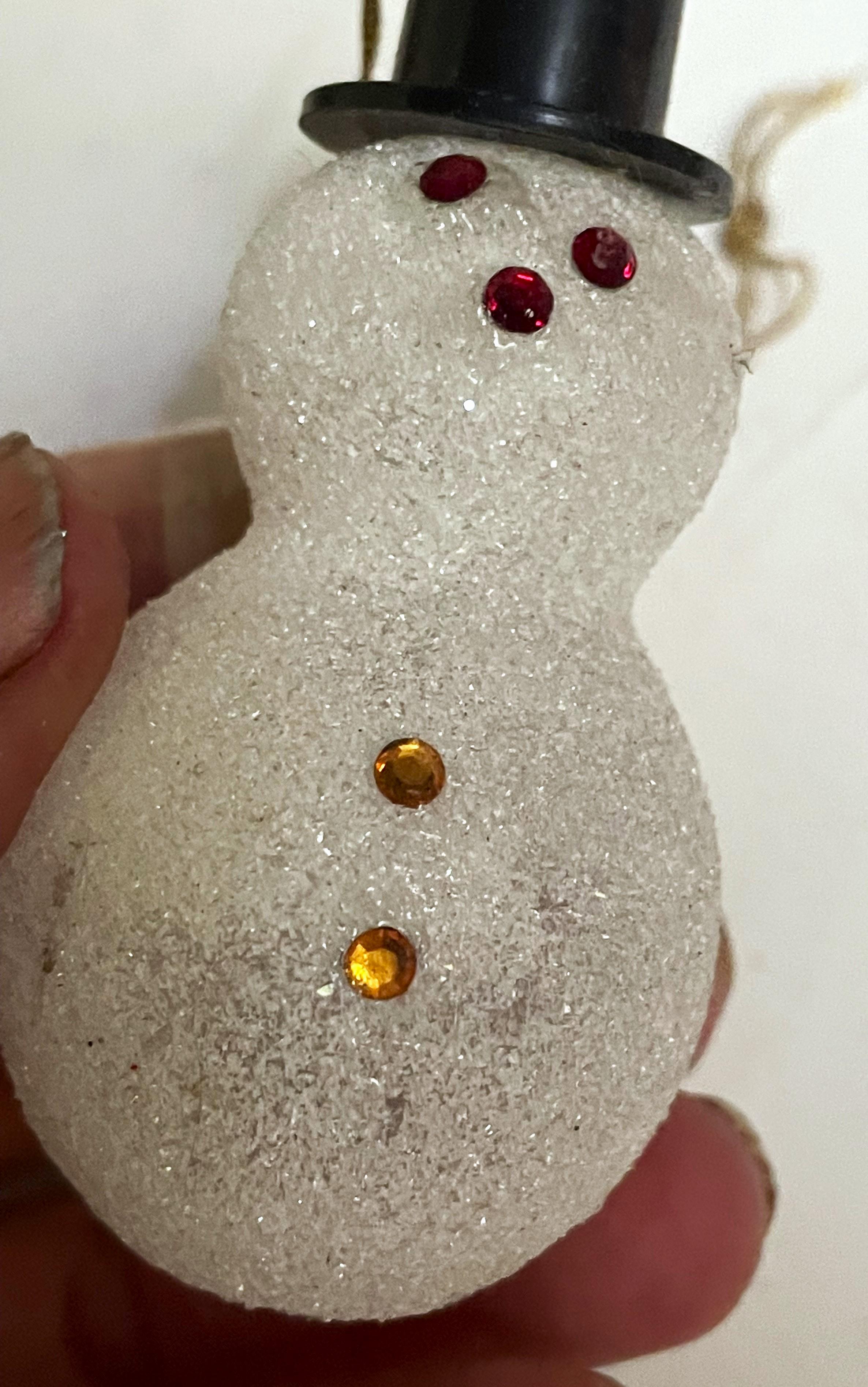 Blown Glass Snowman w/ Top Hat Christmas Tree Ornament In Good Condition For Sale In Clifton Forge, VA