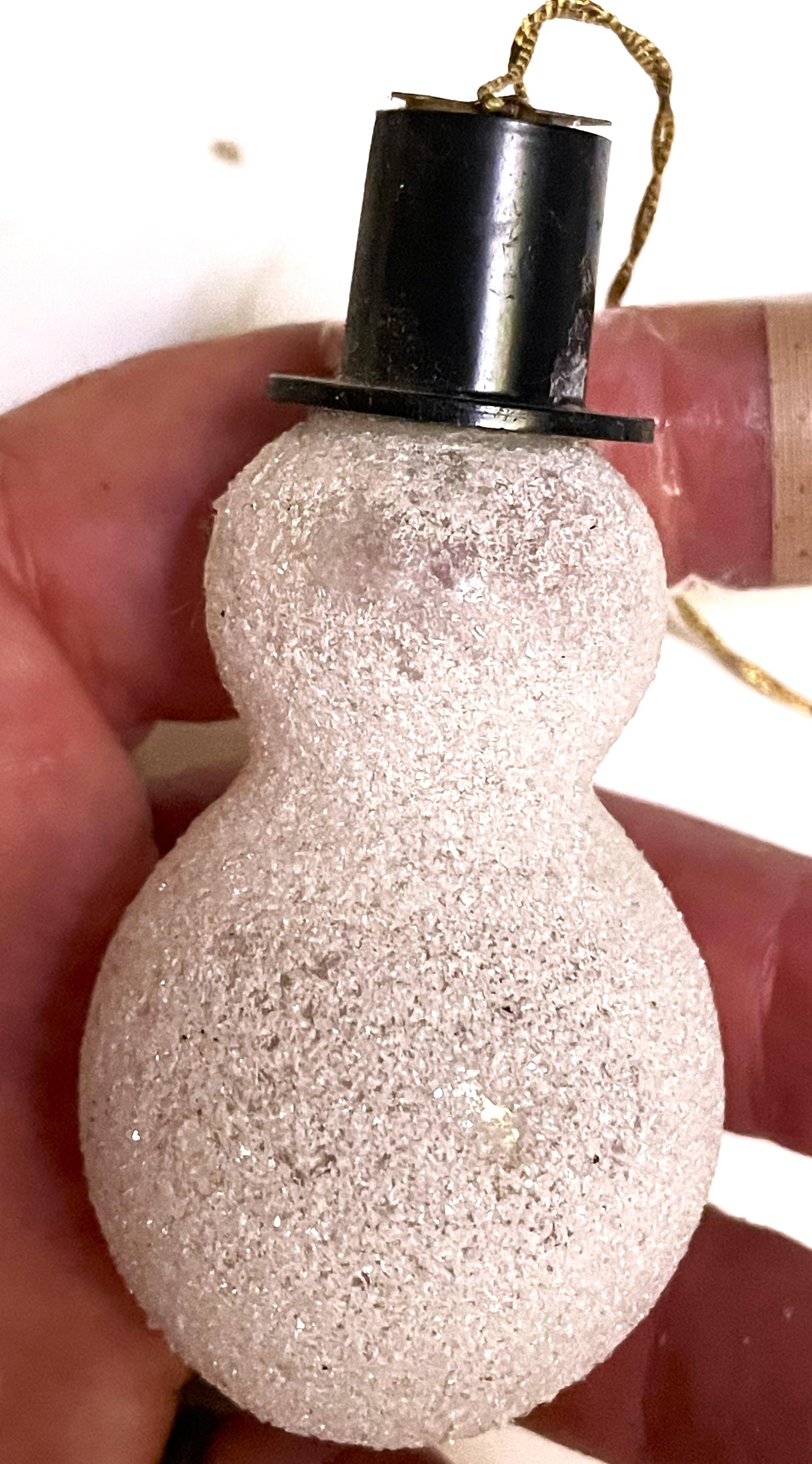 Blown Glass Snowman w/ Top Hat Christmas Tree Ornament For Sale 1
