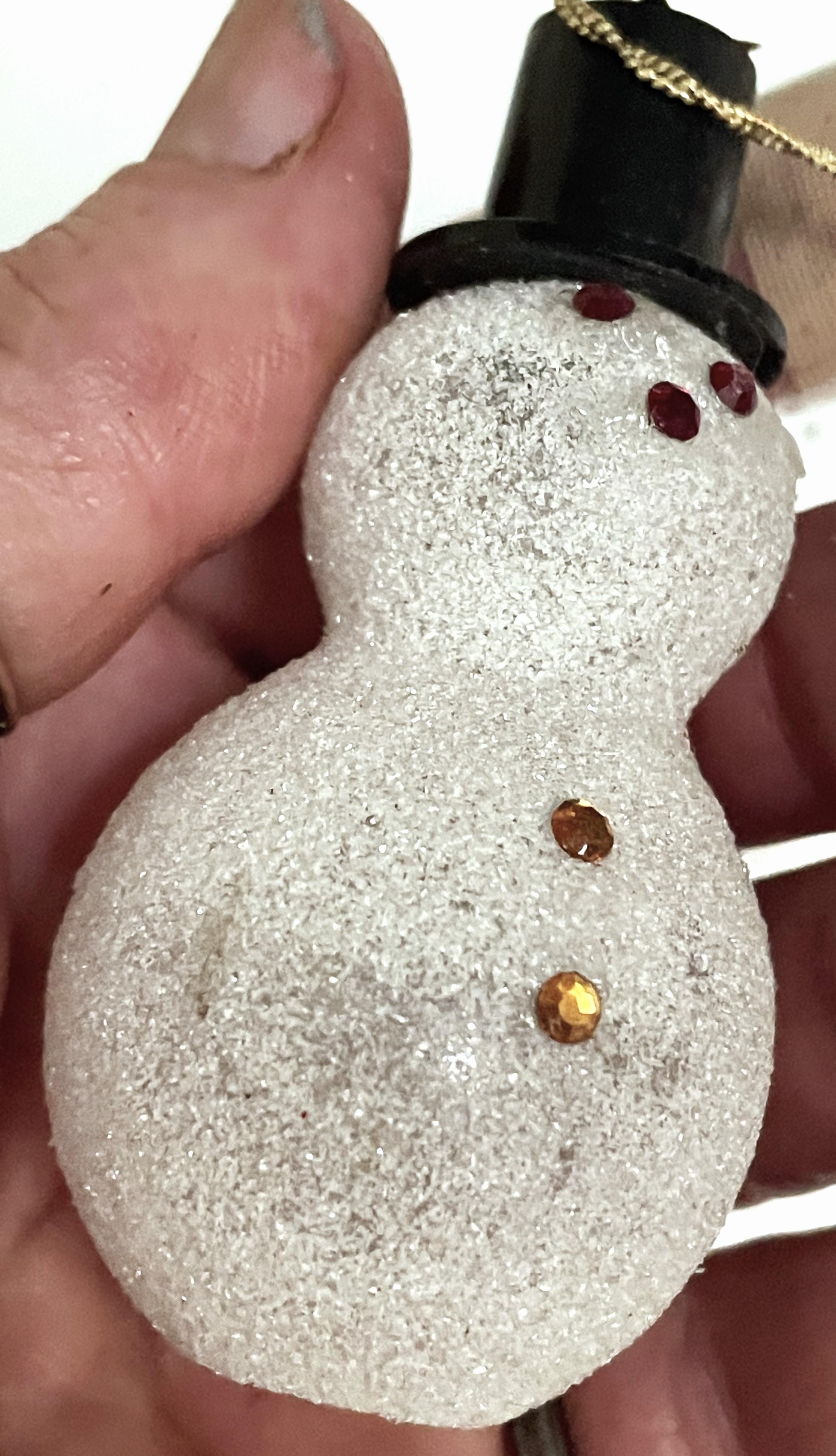 Blown Glass Snowman w/ Top Hat Christmas Tree Ornament For Sale 3