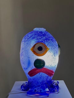 Lampe de bureau en verre soufflé en forme de sculpture bleue, XXIe siècle, Mattia Biagi