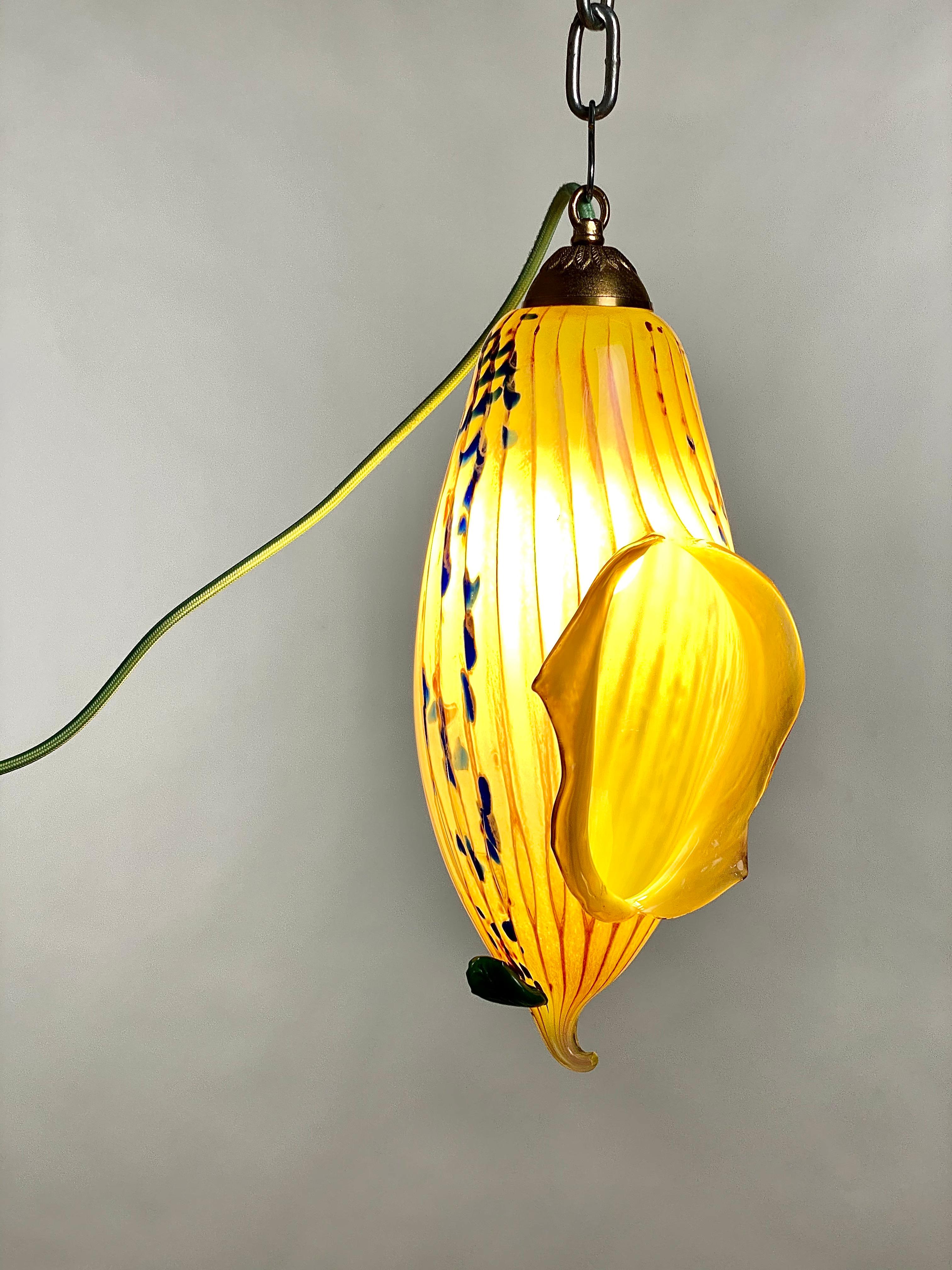 Contemporary Blown Glass Yellow and Lamp Pendent Light, 21st Century by Mattia Biagi For Sale