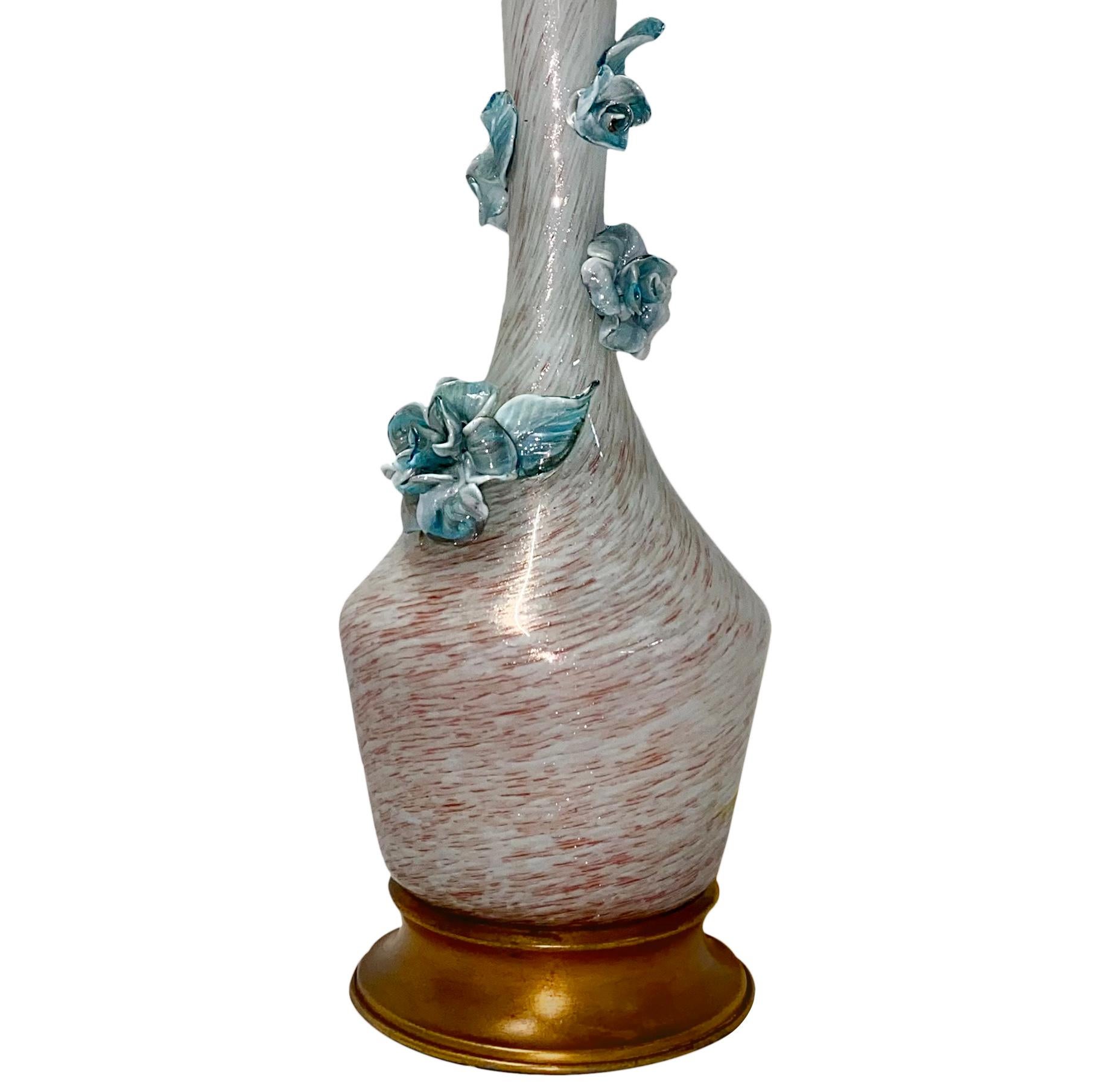 italien Lampe de table en verre de Murano soufflé en vente