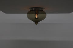 Plafonnier encastré Drappel en verre soufflé fumé de Dijkstra