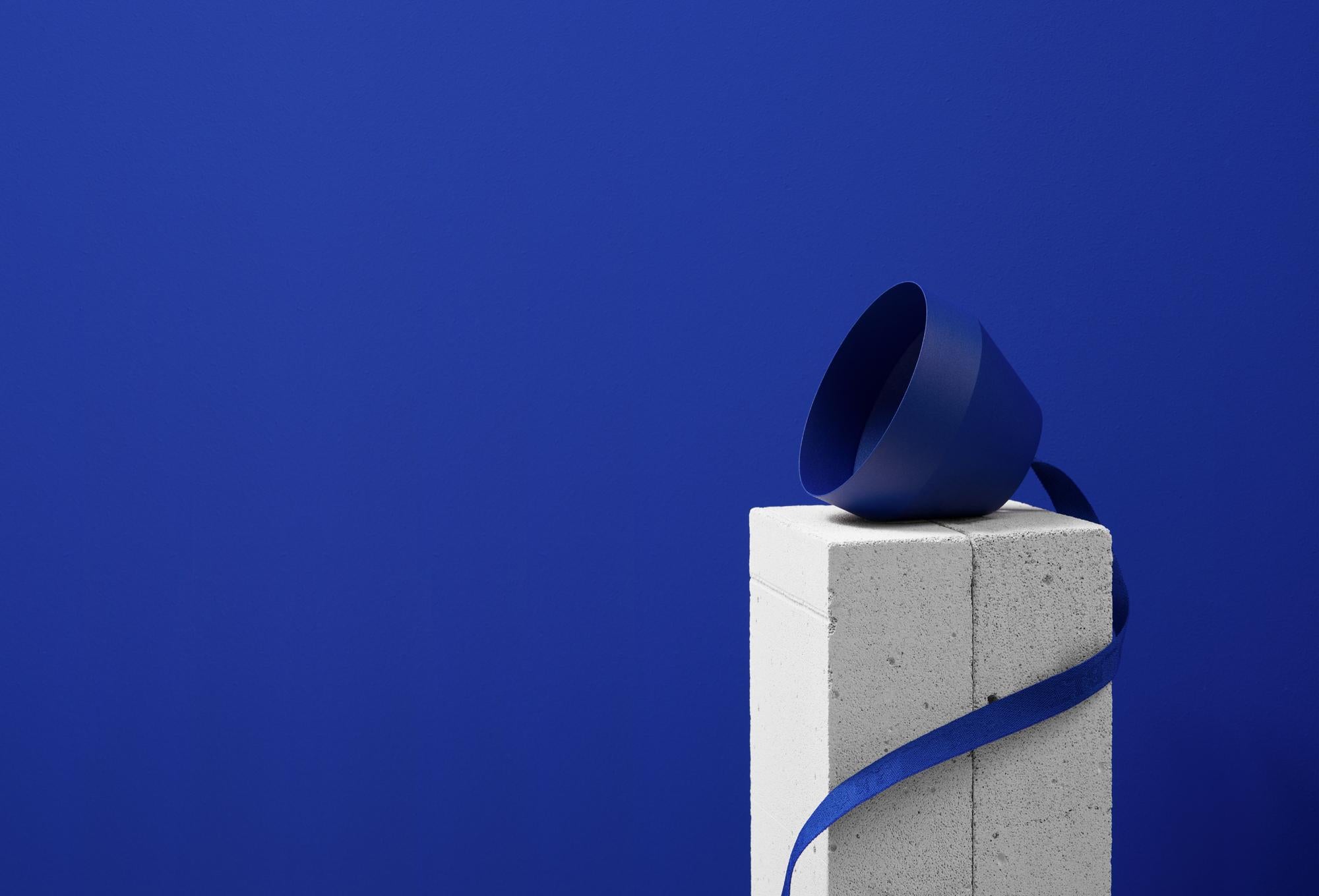 BLT_CAP Small Ultra Blue Pendant Lamp by +kouple For Sale 5