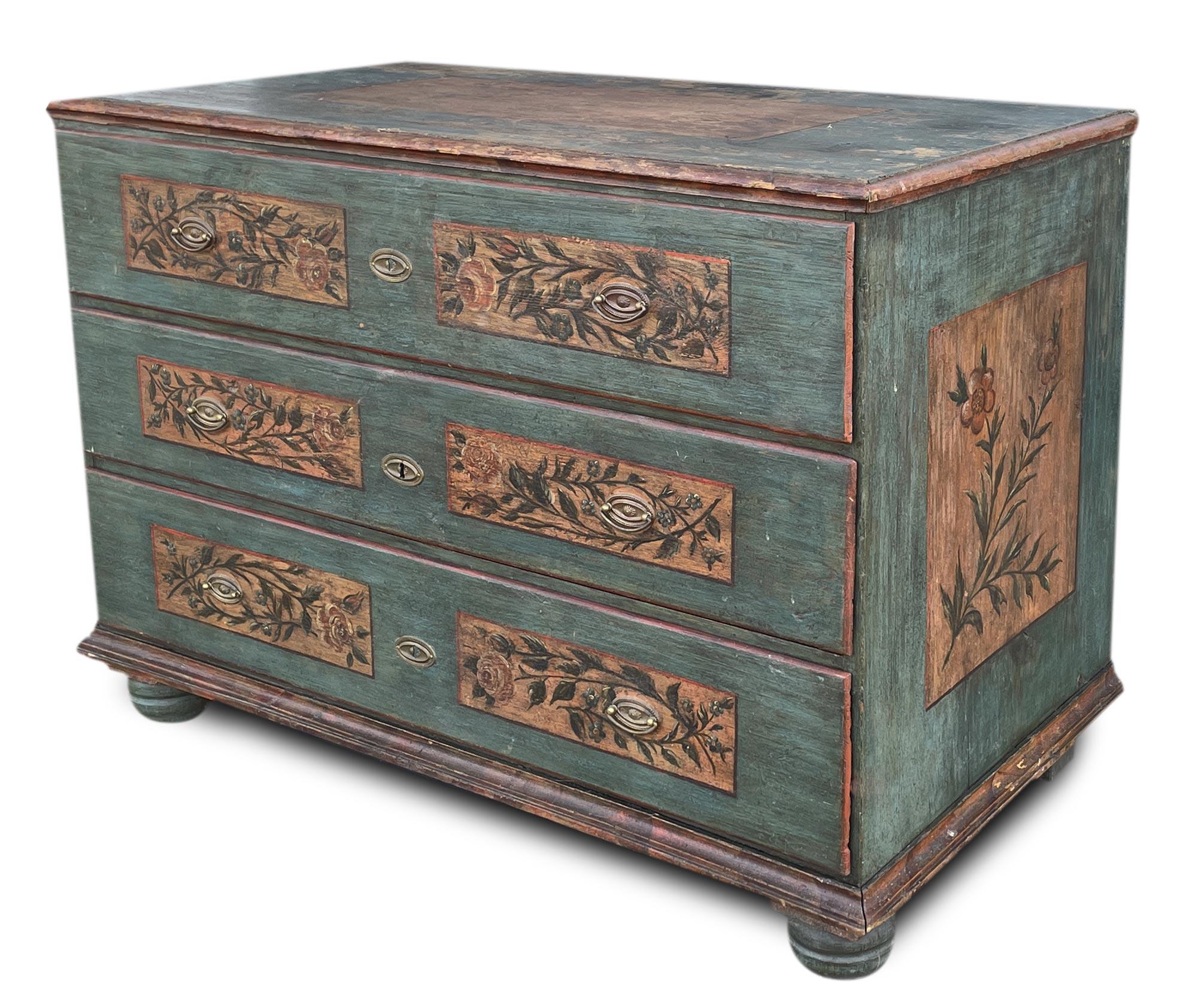 Blu Floral Painted Chest of Drawers, Northern Italy 1810 For Sale 3