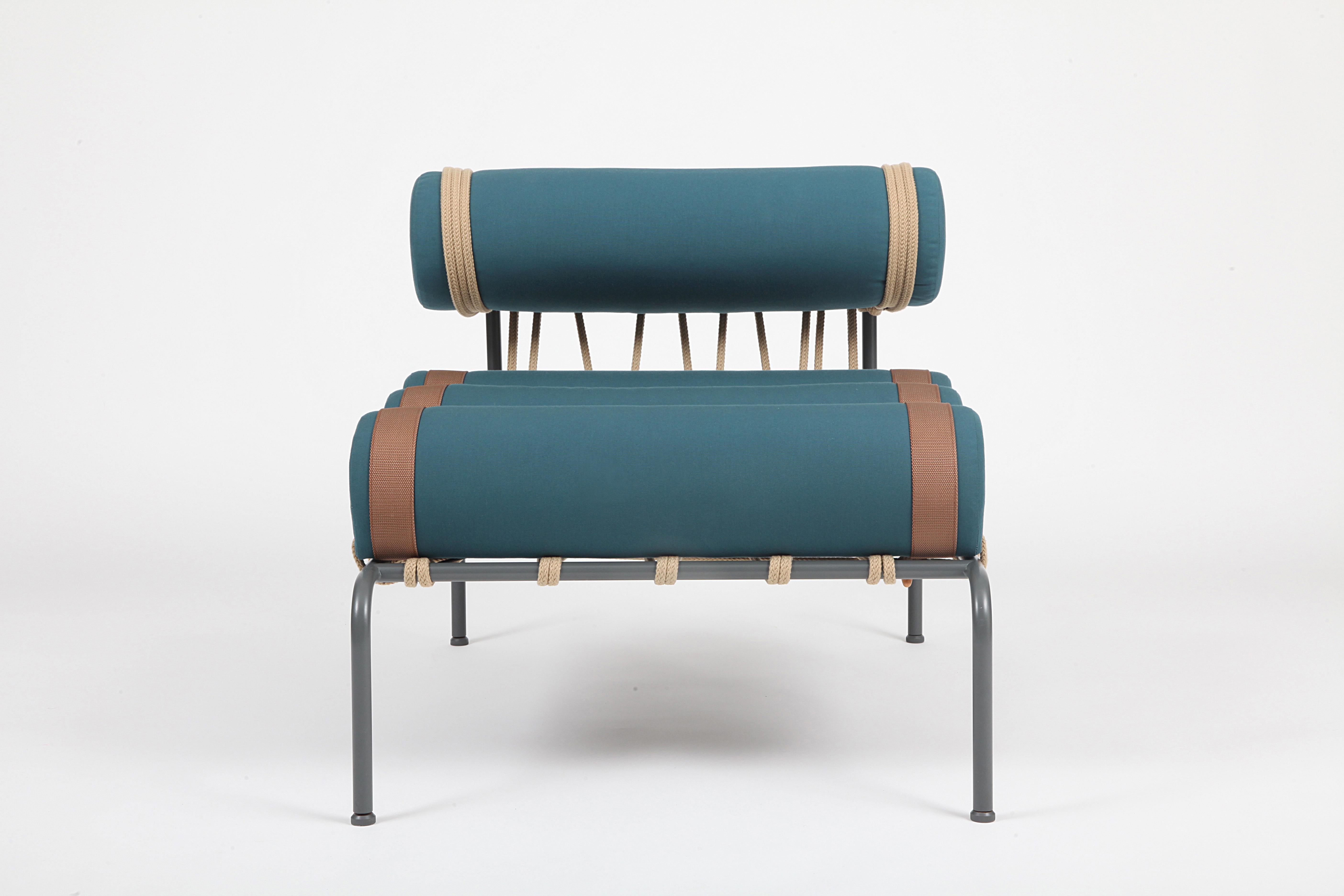 Blu Lago Plain Kylíndo Outdoor Armchair by Dalmoto
Dimensions: D 92 x W 67 x H 69 cm. SH: 40 cm.
Materials: Metal, upholstery and rope.
Finish: RAL 7043 semiopaco metal,  Ecru rope, Blu Lago Plain upholstery and Tabacco bands.

Available in