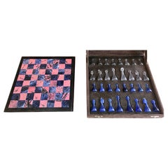 Jeu d'échecs en marbre bleu et verre d'art, Italie, vers les années 1960