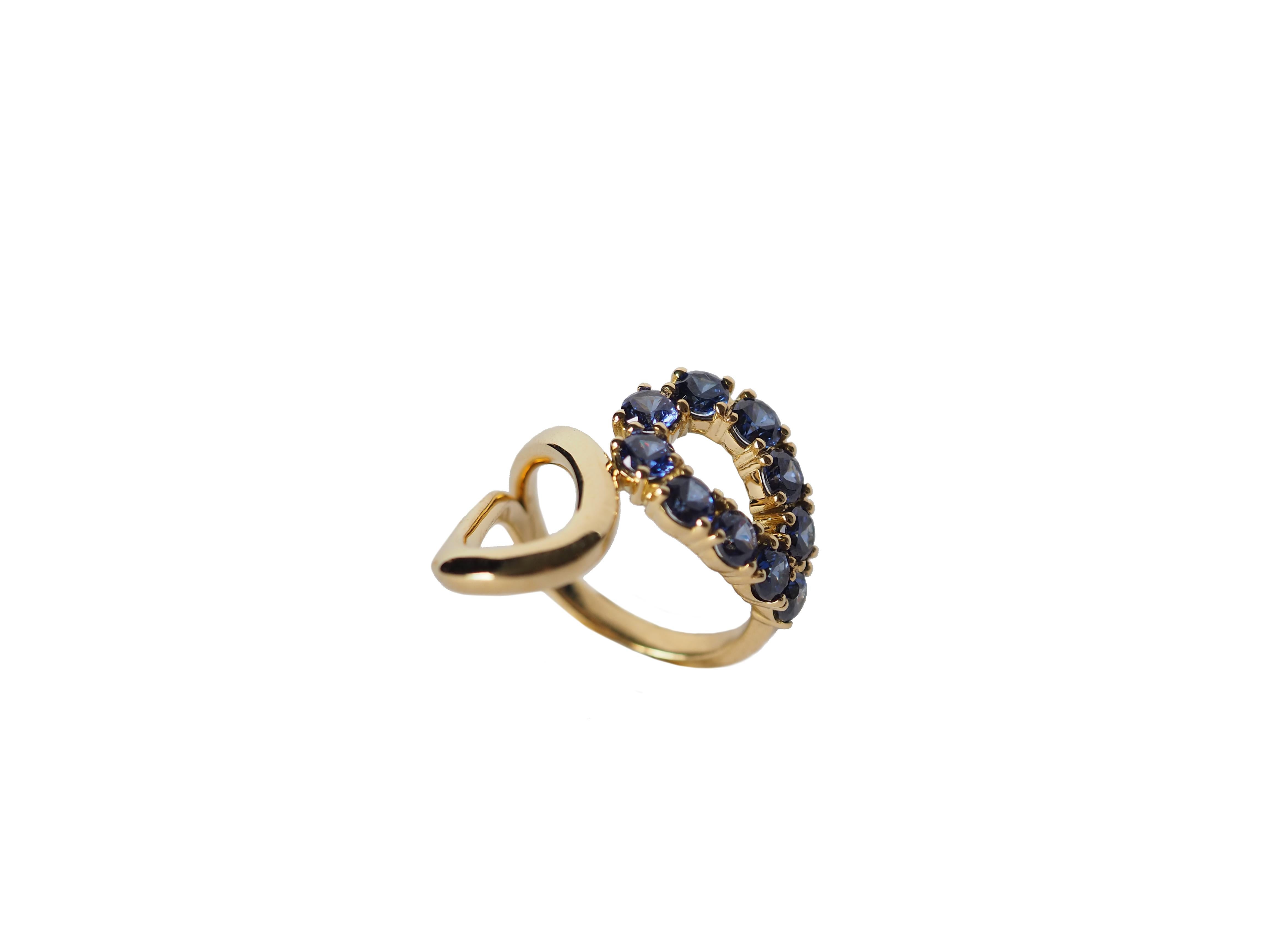 Women's or Men's Blu Sapphire 18 Karat Gold Ring For Sale