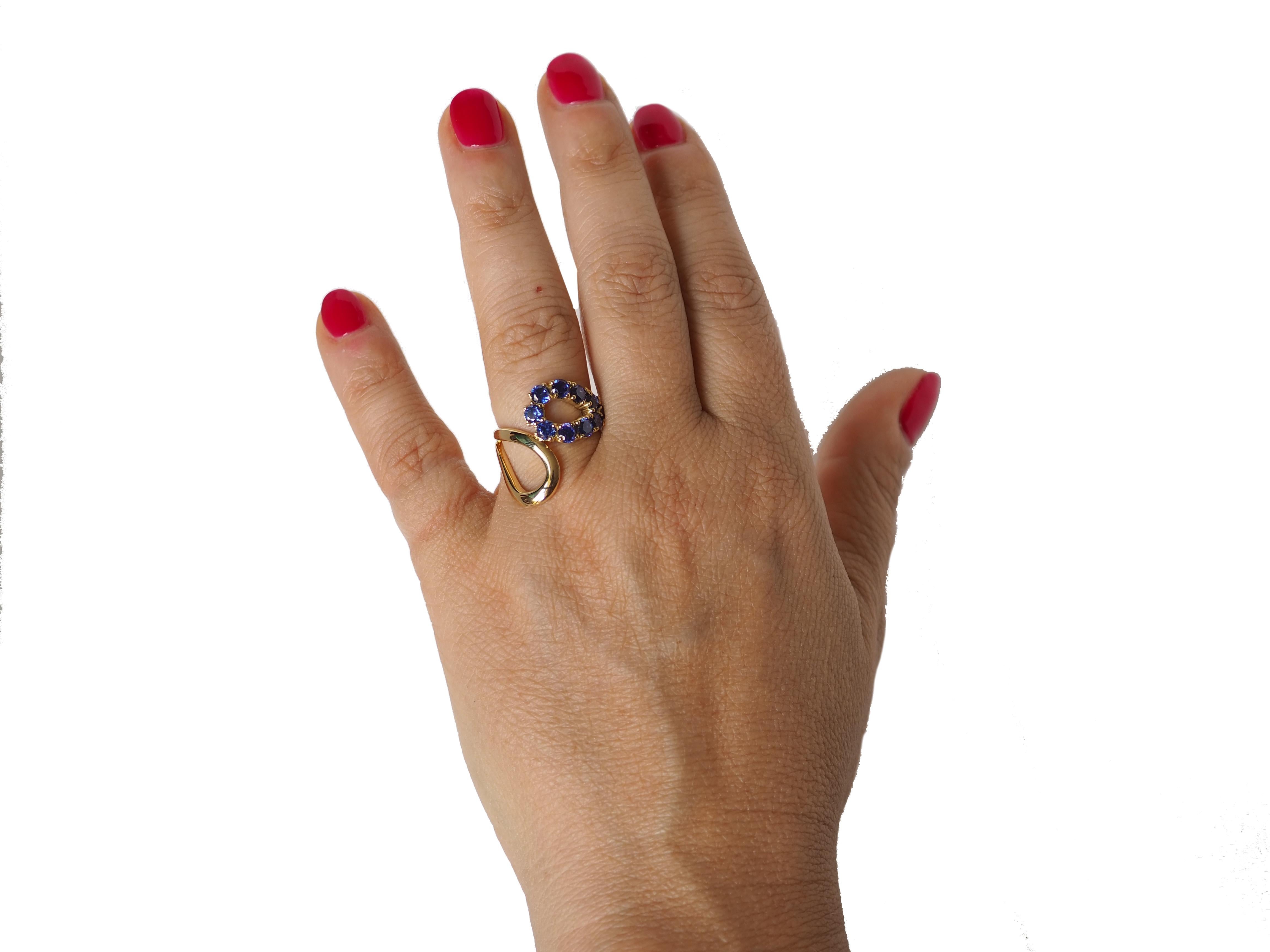 Blu Sapphire 18 Karat Gold Ring For Sale 2