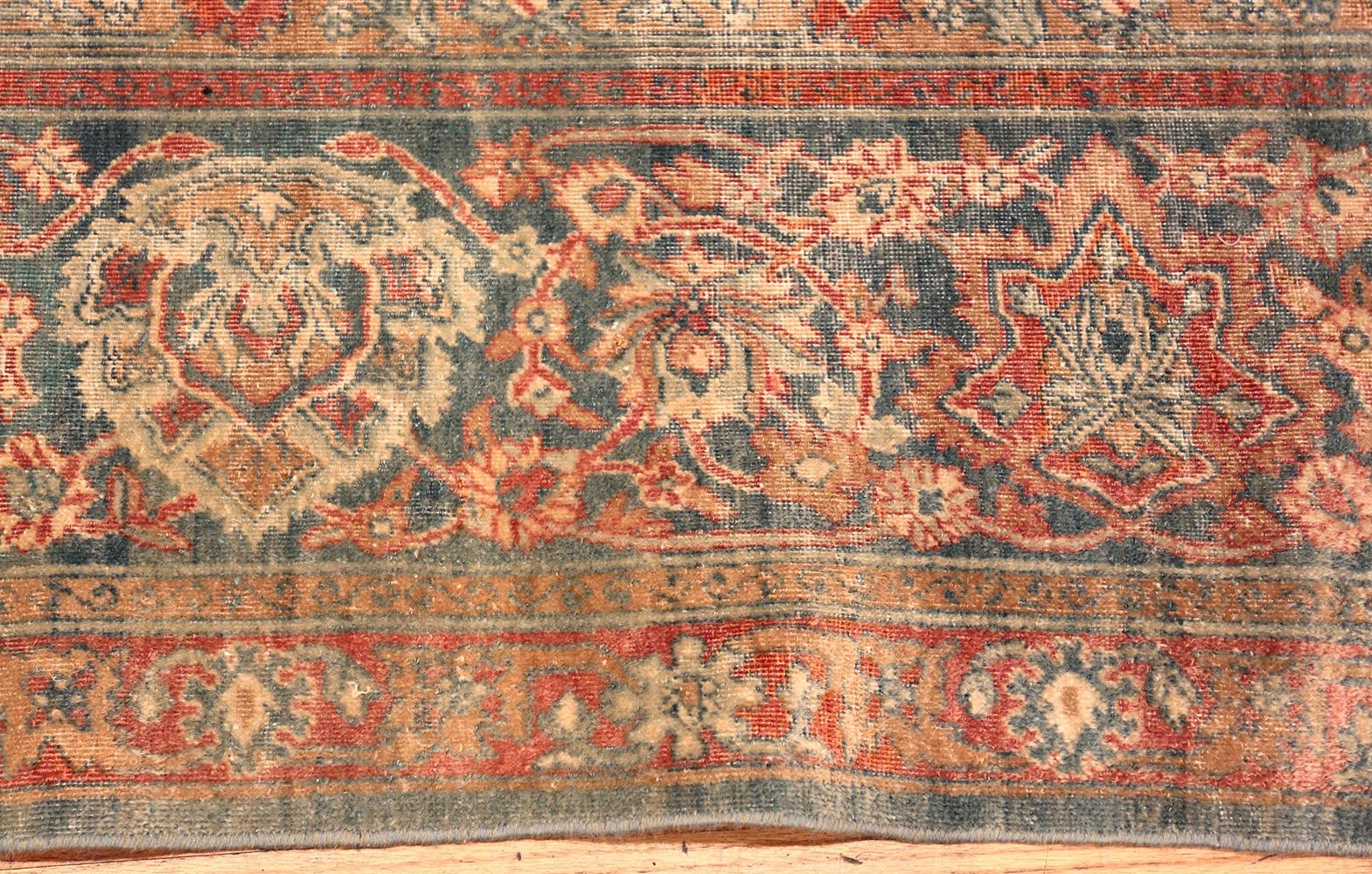 Antique Persian Kerman Rug. Size: 9 ft 11 in x 11 ft 8 in For Sale 5