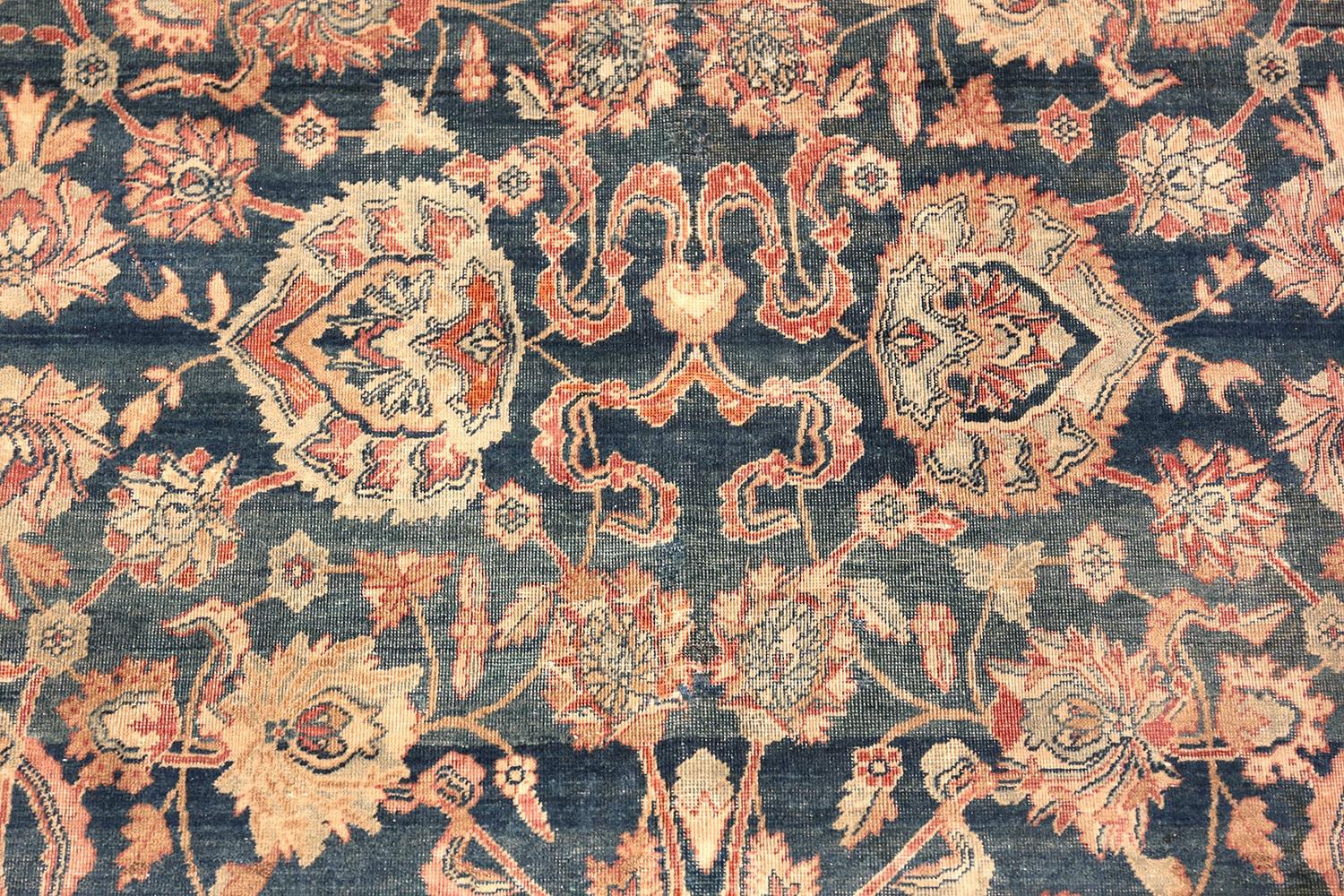 Antique Persian Kerman Rug. Size: 9 ft 11 in x 11 ft 8 in For Sale 7