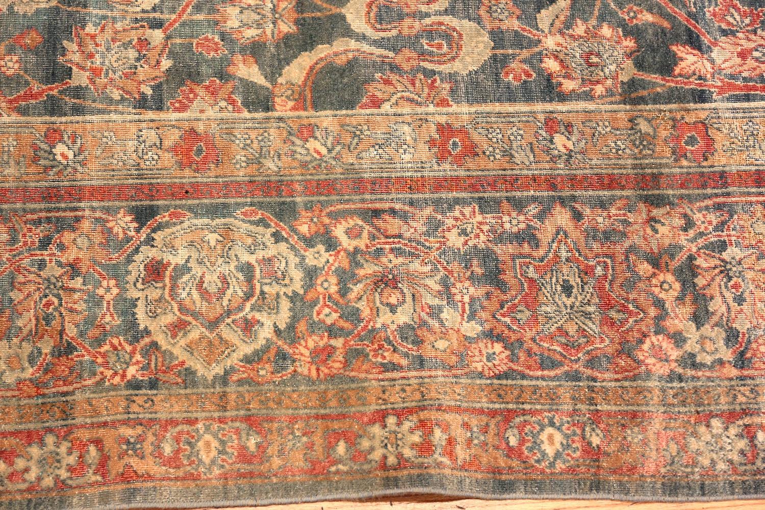 Antique Persian Kerman Rug. Size: 9 ft 11 in x 11 ft 8 in For Sale 9