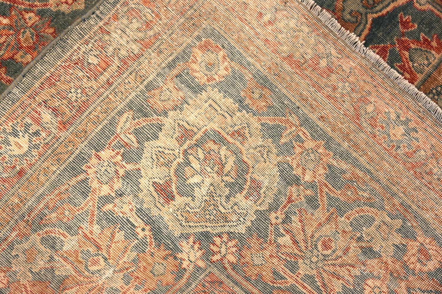 Antiker persischer Kerman-Teppich. Größe: 9 ft 11 in x 11 ft 8 in (Kirman) im Angebot