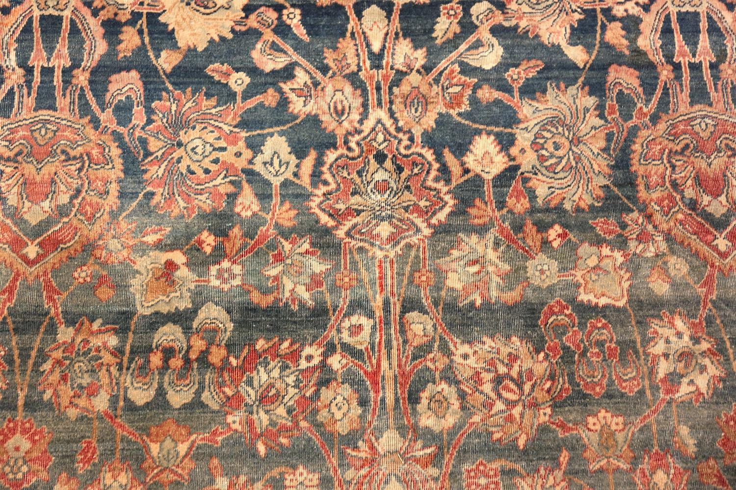 Antiker persischer Kerman-Teppich. Größe: 9 ft 11 in x 11 ft 8 in (Handgeknüpft) im Angebot