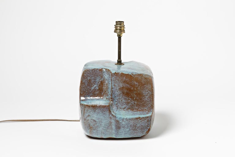Circa 1950

Abstract and cubist ceramic table lamp

Original perfect condition

Blue ceramic glaze color

Electrical system is ok / sold without lampshade

Signed under the base

Ceramic measures: height 21 cm, large 21 cm
Height with
