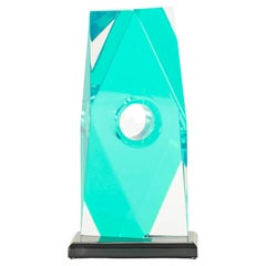 Escultura abstracta azul de Lucite
