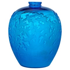 Vase bleu Acanthes de René Lalique