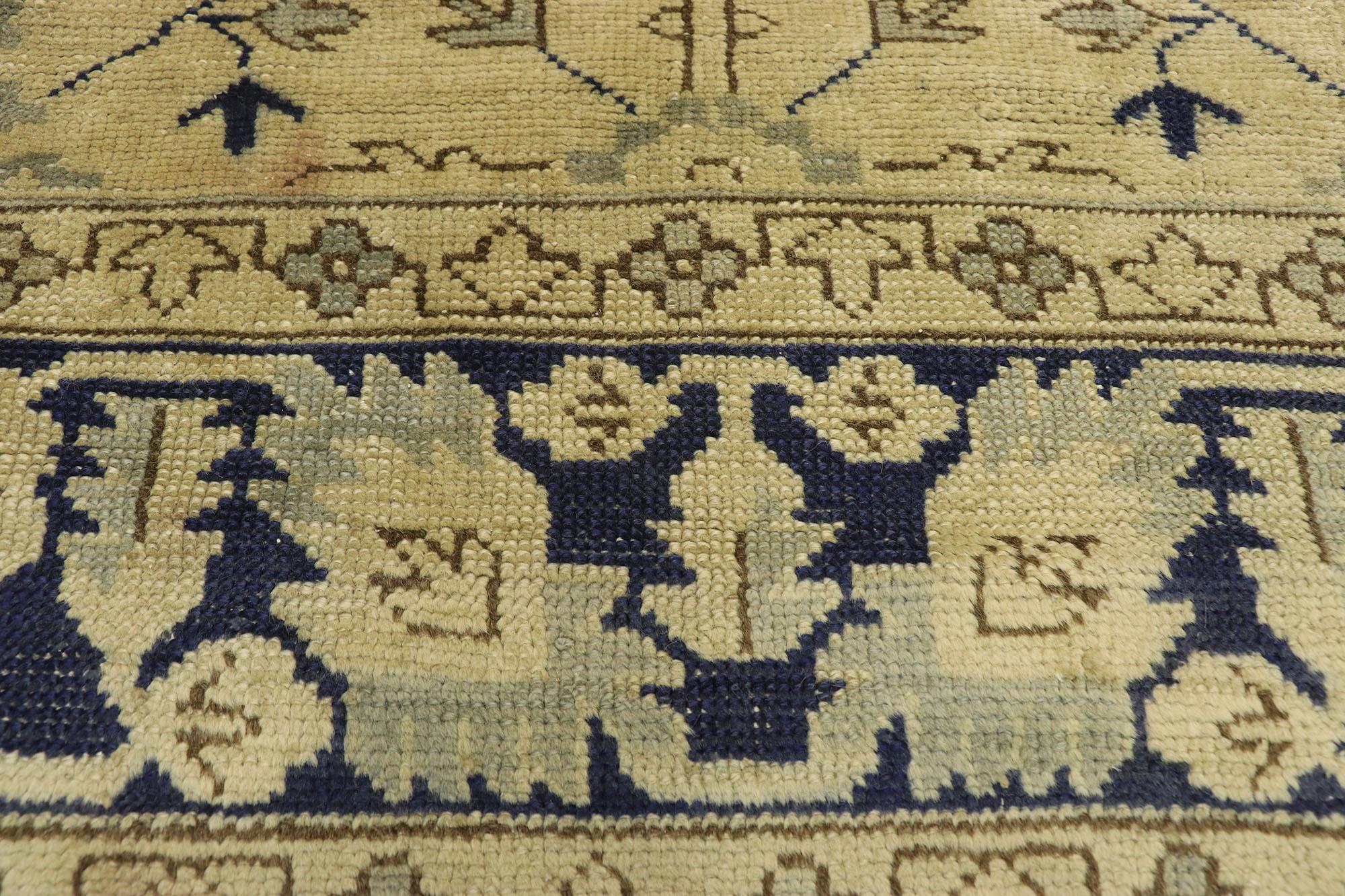 Blue and Beige Vintage Turkish Oushak Rug with Chinoiserie Style In Good Condition For Sale In Dallas, TX