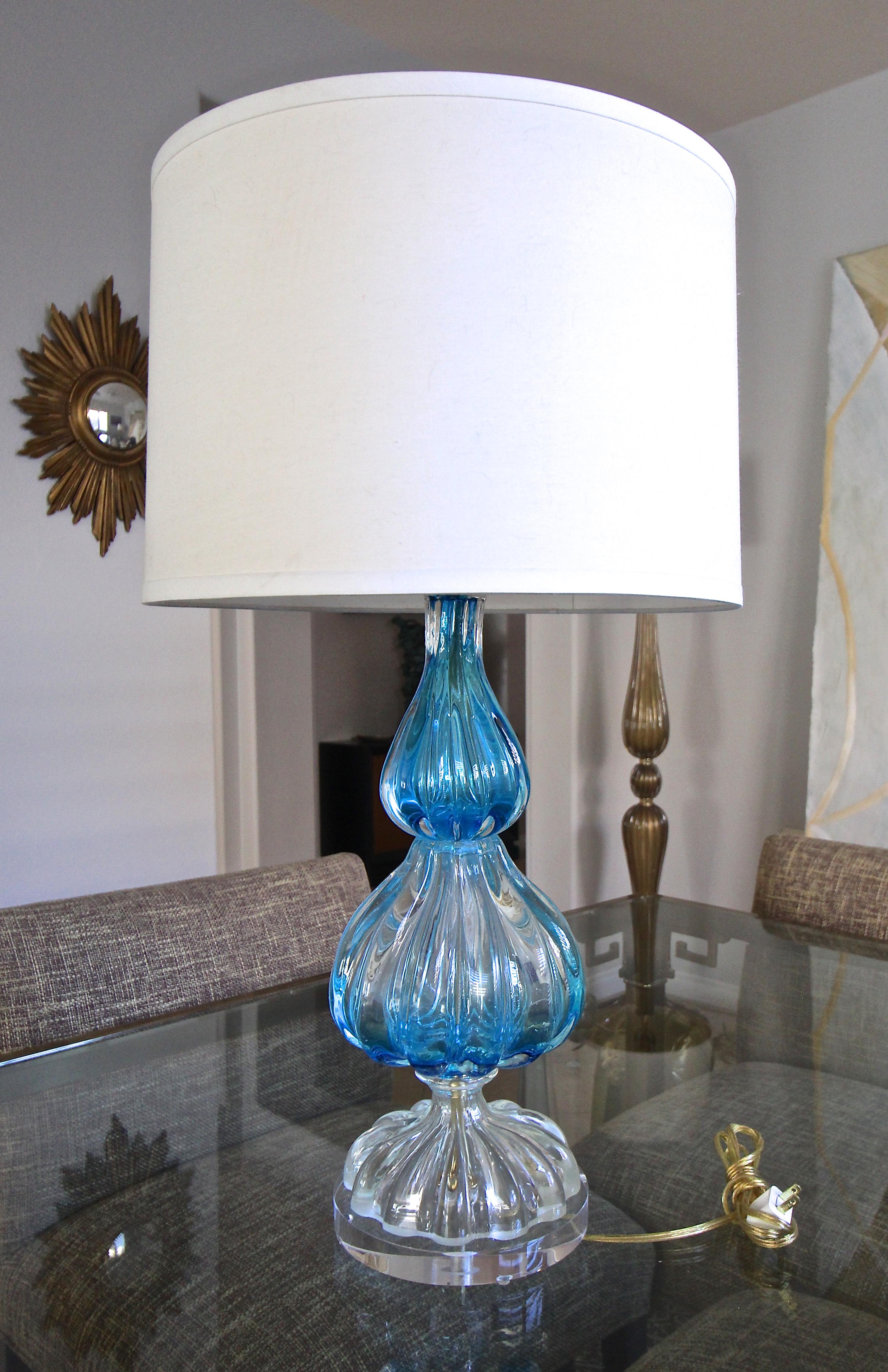 Blue and Clear Seguso Murano Ribbed Glass Table Lamp In Good Condition In Palm Springs, CA