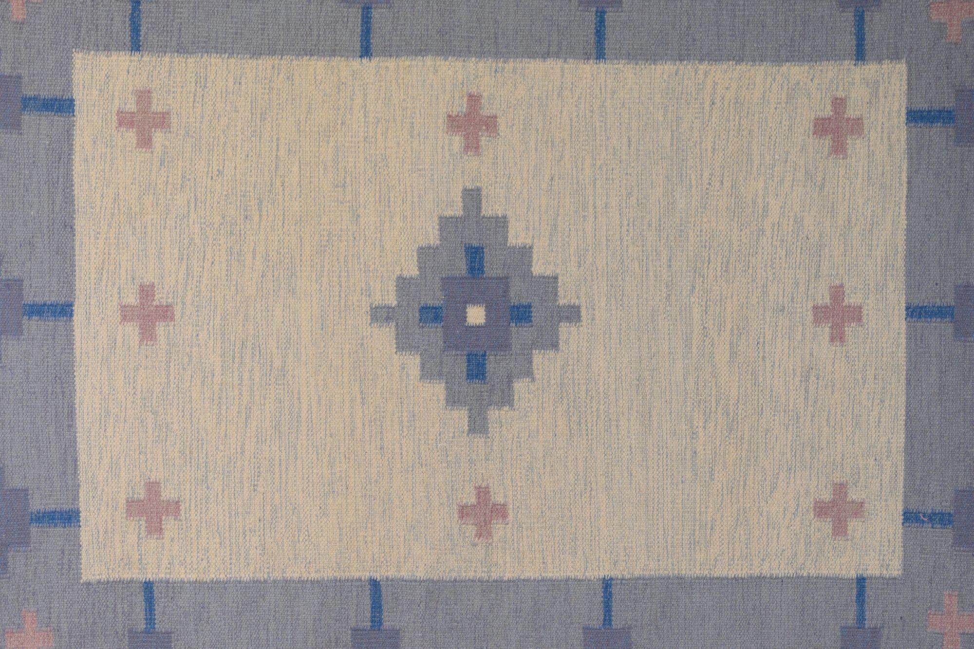 Kilim sueco azul y crema mediados del siglo XX en venta