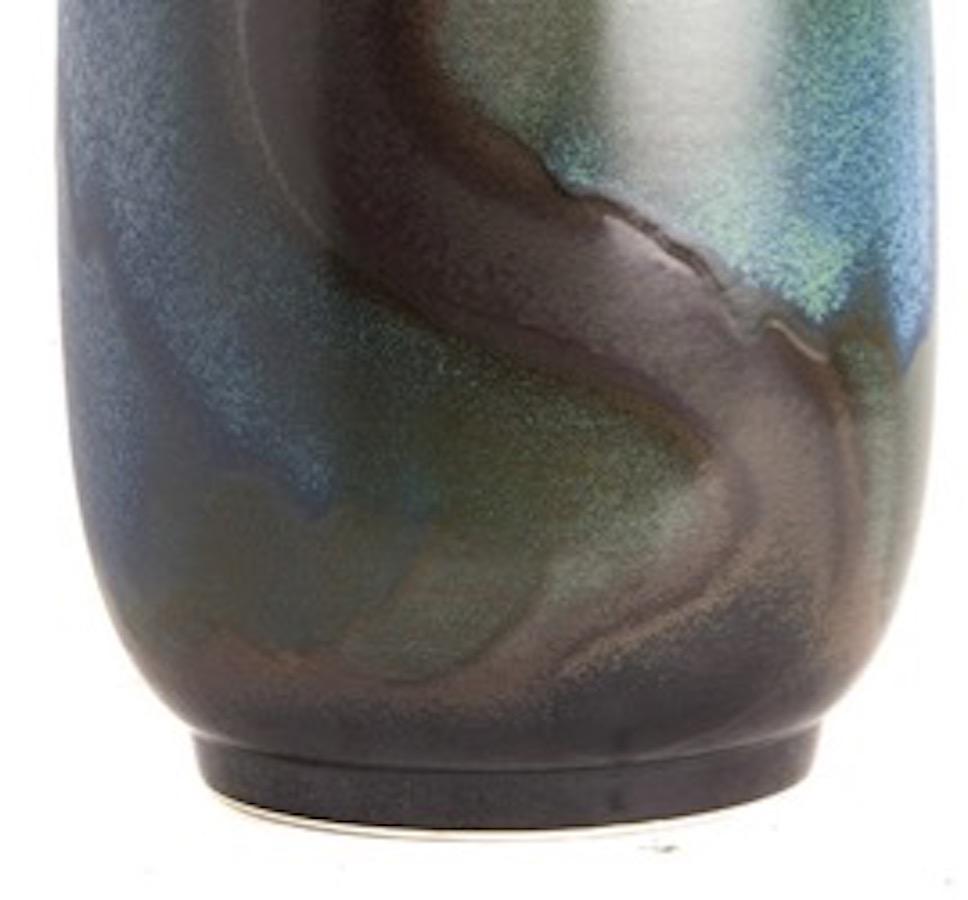 Blue and Dark Brown Barrel Shaped Vase, China, Contemporary In New Condition In New York, NY