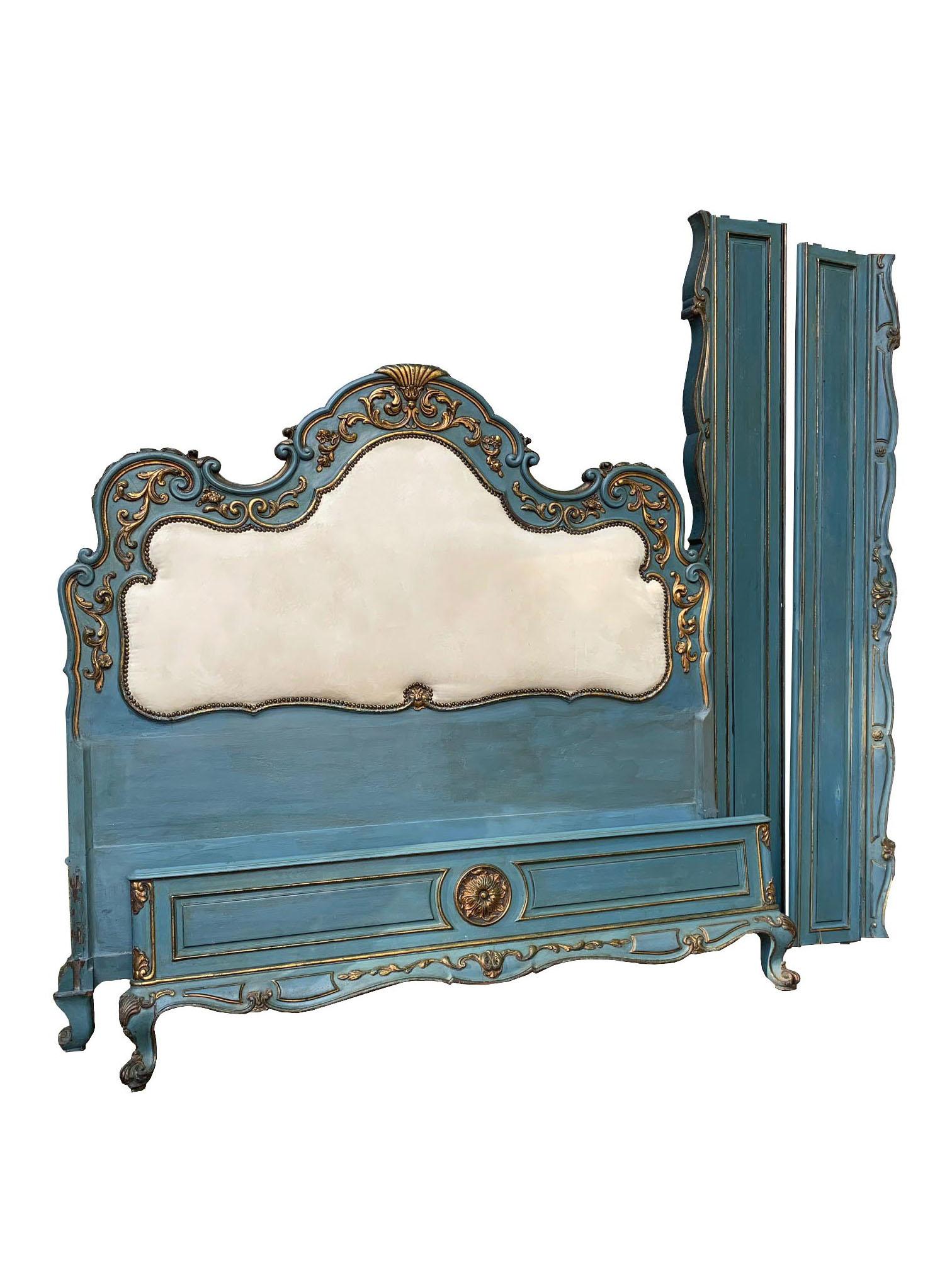 Intagliato a mano Letto veneziano blu e gilé - Leandro Martin - CIRCA 1940